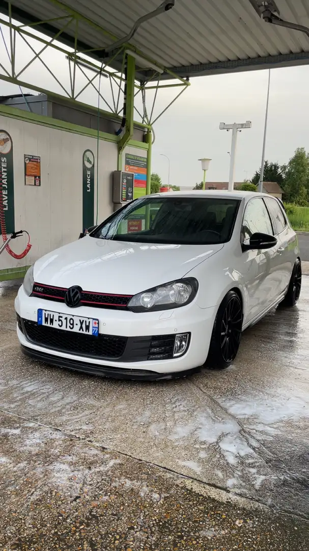 Volkswagen Golf GTI 2.0 TSI 210 - 1