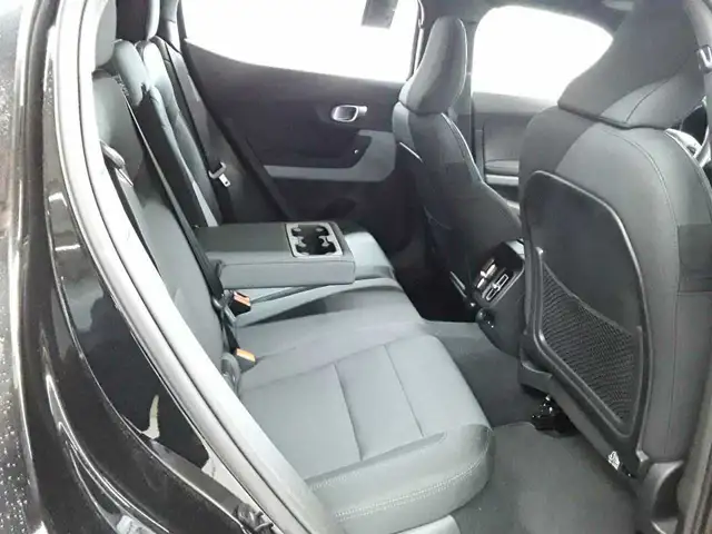 Polestar 2 view 14