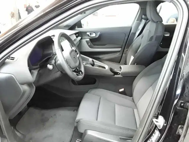 Polestar 2 view 7