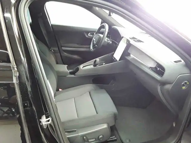 Polestar 2 view 8