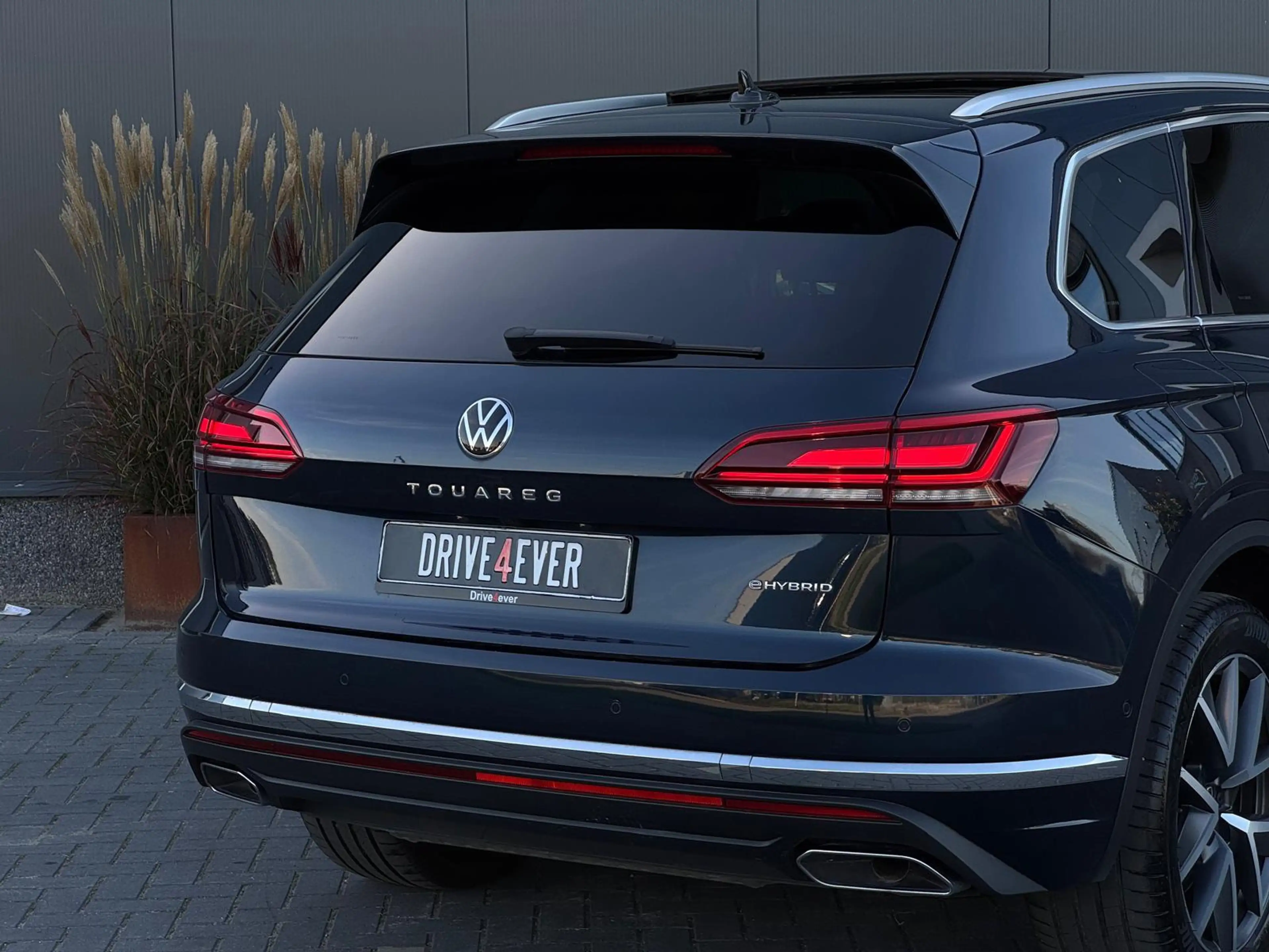 Volkswagen Touareg 3.0 TSi eHybrid 4MOTION PANO|LEDER|LED|CAMERA — photo 7