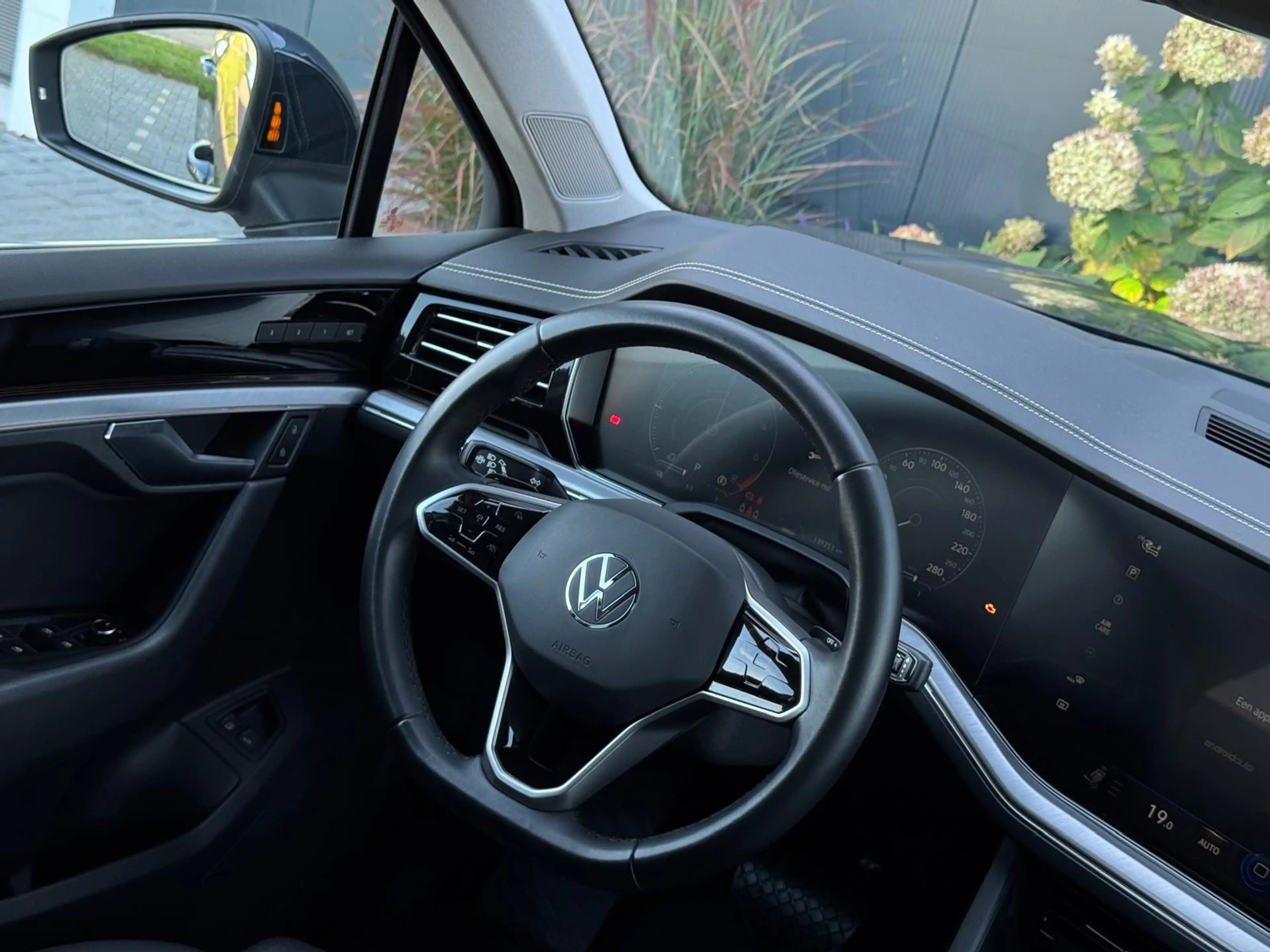 Volkswagen Touareg 3.0 TSi eHybrid 4MOTION PANO|LEDER|LED|CAMERA — photo 12