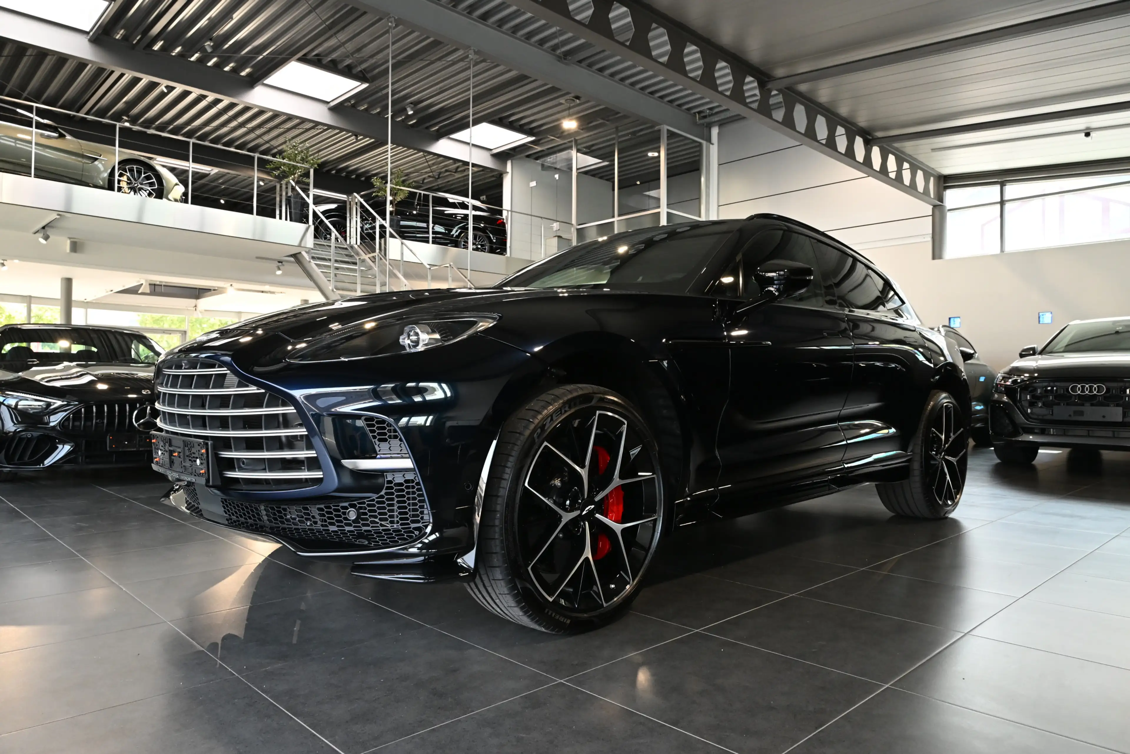 Aston Martin DBX 707 Ultramarine Black Inspire Sport 23Fortis — photo 9