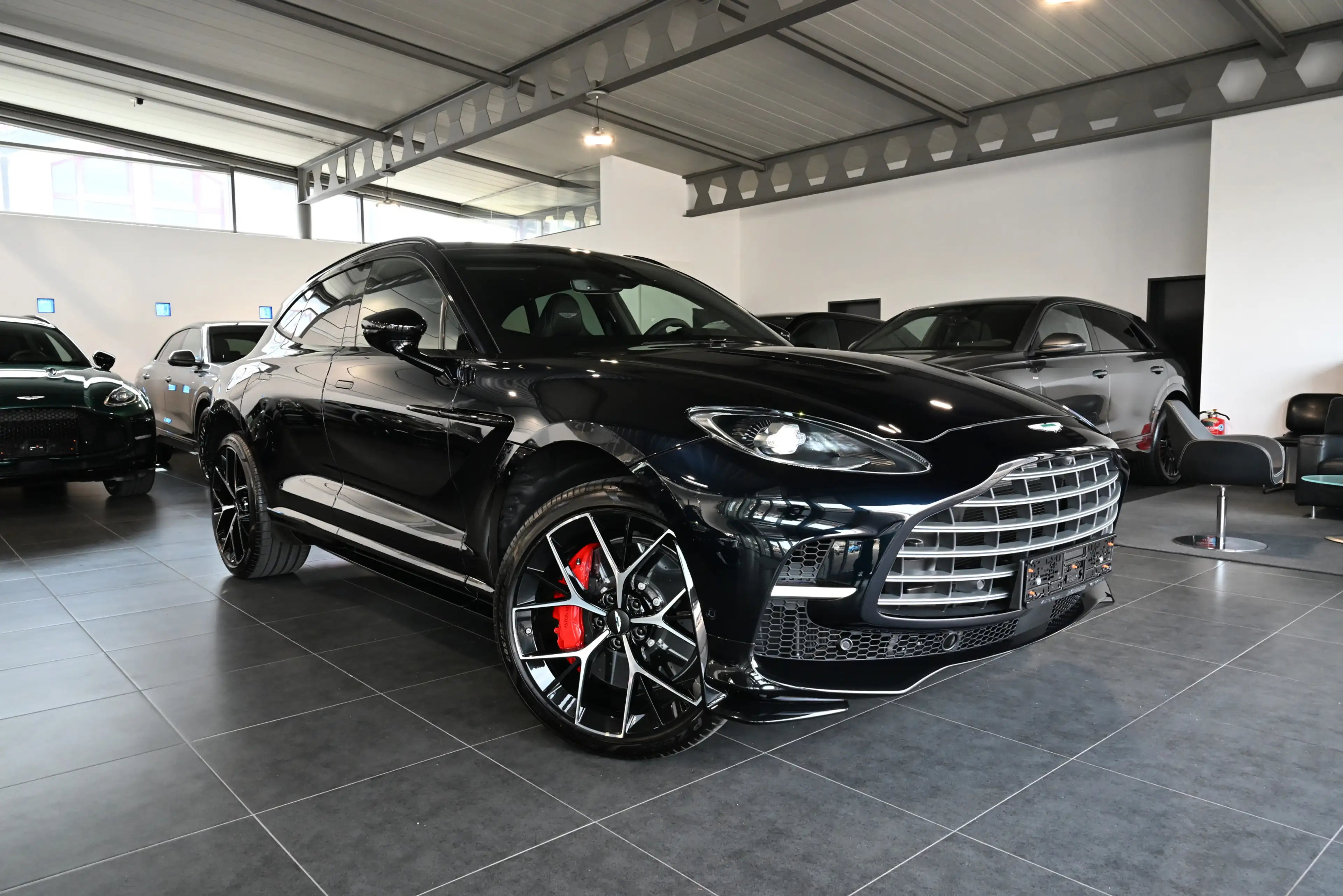 Aston Martin DBX 707 Ultramarine Black Inspire Sport 23Fortis