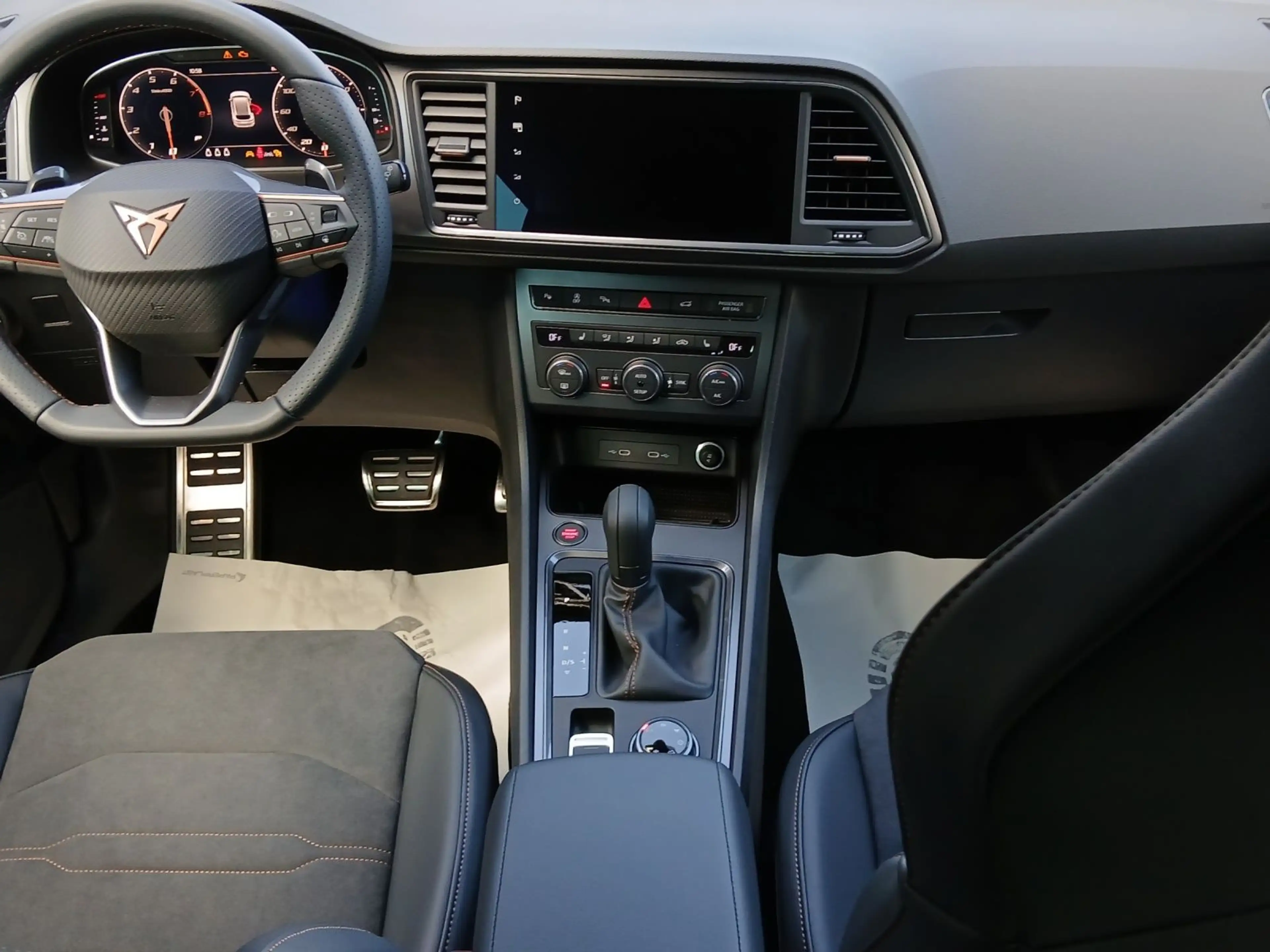 CUPRA Ateca VZ 2.0 TSI 221 kW (300 PS) *4Drive*Kessy*W — photo 6