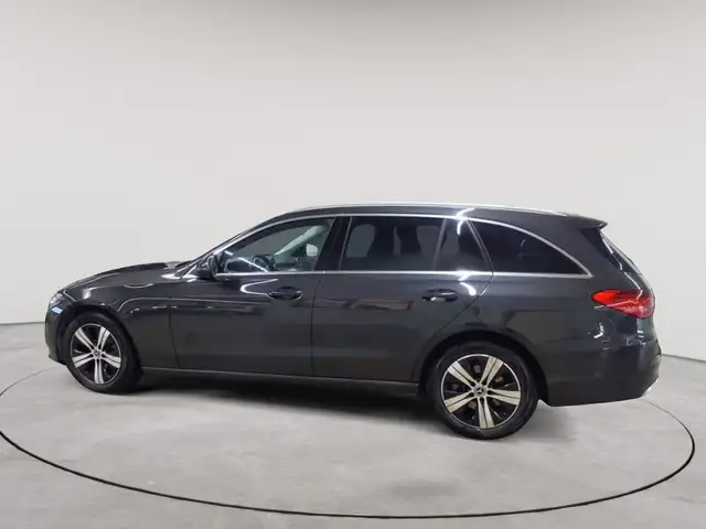 Mercedes-Benz C-Class view 6