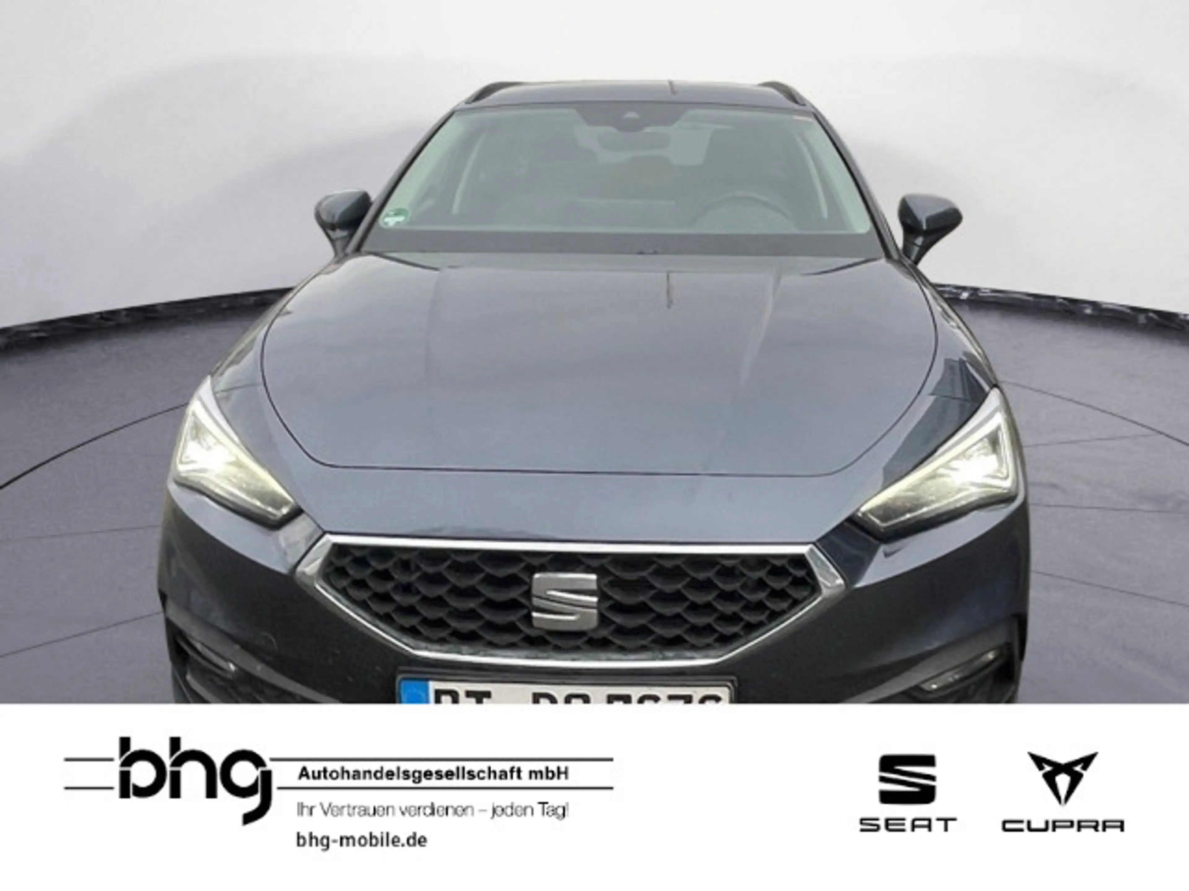 SEAT Leon Sportstourer Road Edition 2.0 TDI  7-Gang-D — photo 2