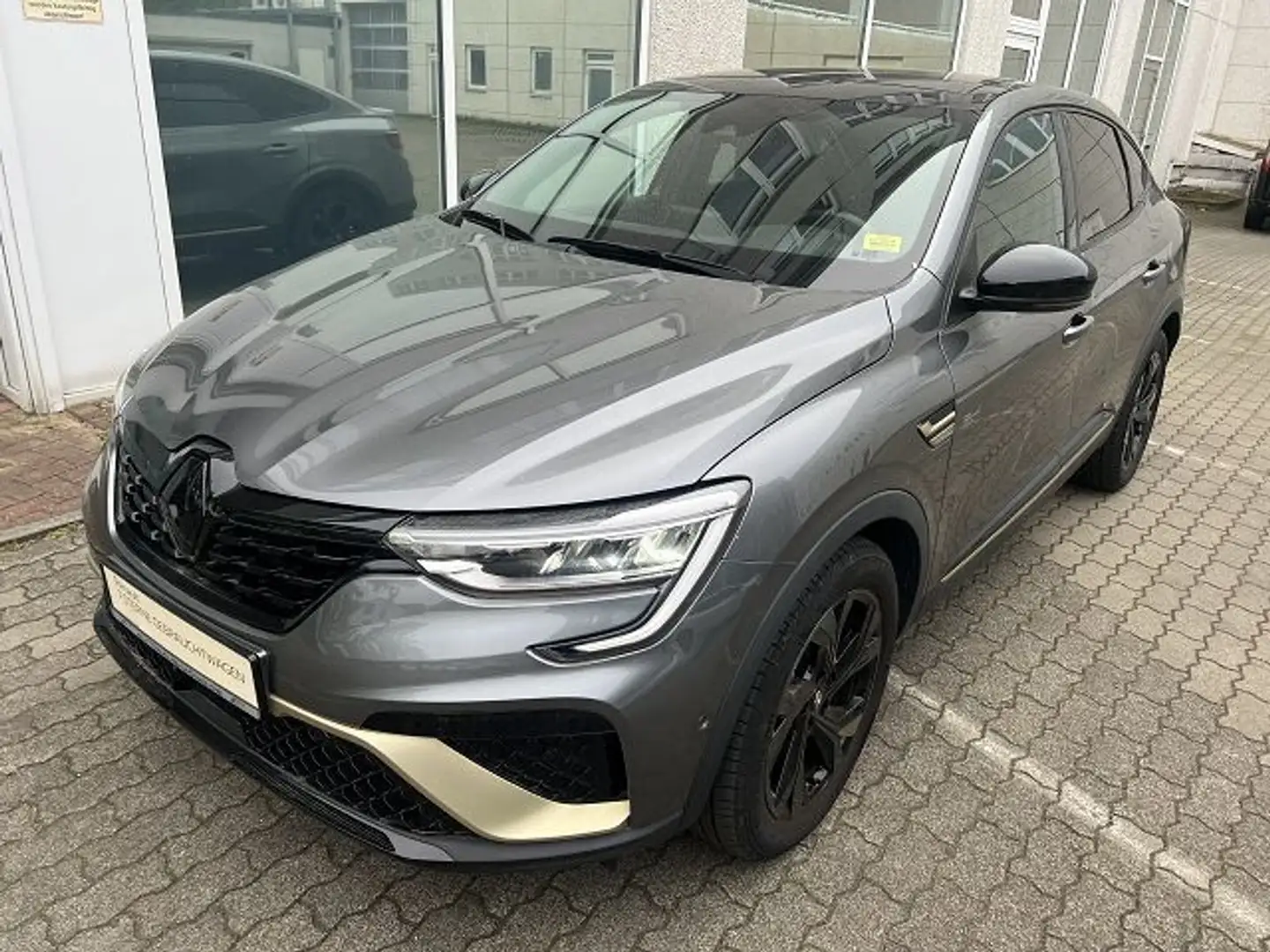 Renault Arkana E-TECH Hybrid 145  Automatik Grijs - 1