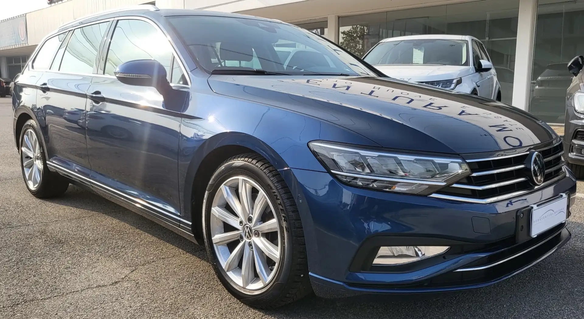 Volkswagen Passat Variant 1.5 tsi Business 150cv dsg “PDC-NAVI-CRUISE” Bleu - 1