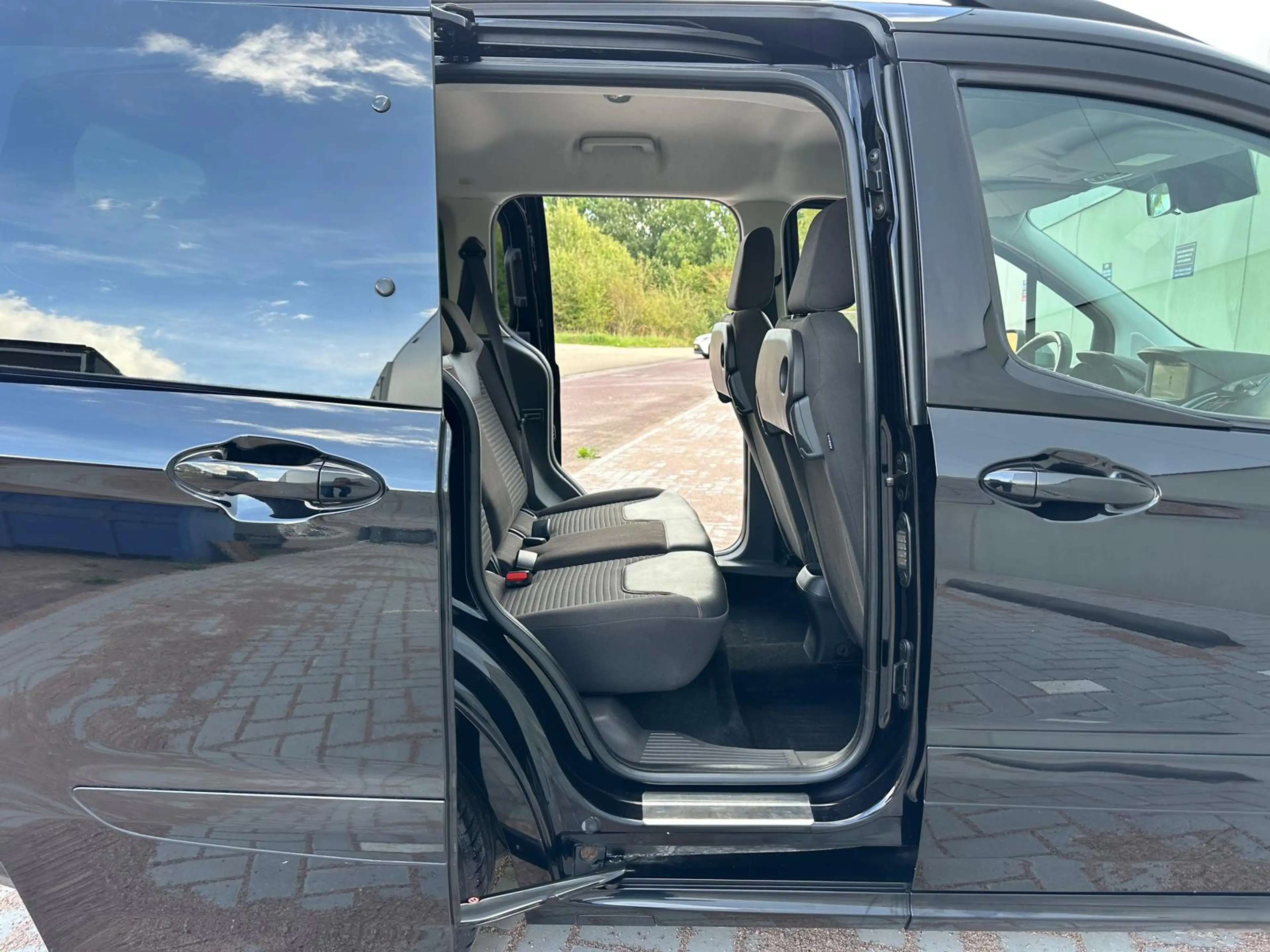 Ford Tourneo Courier 1.0 Titanium Distributieriem Vervangen,Climate C, — photo 9