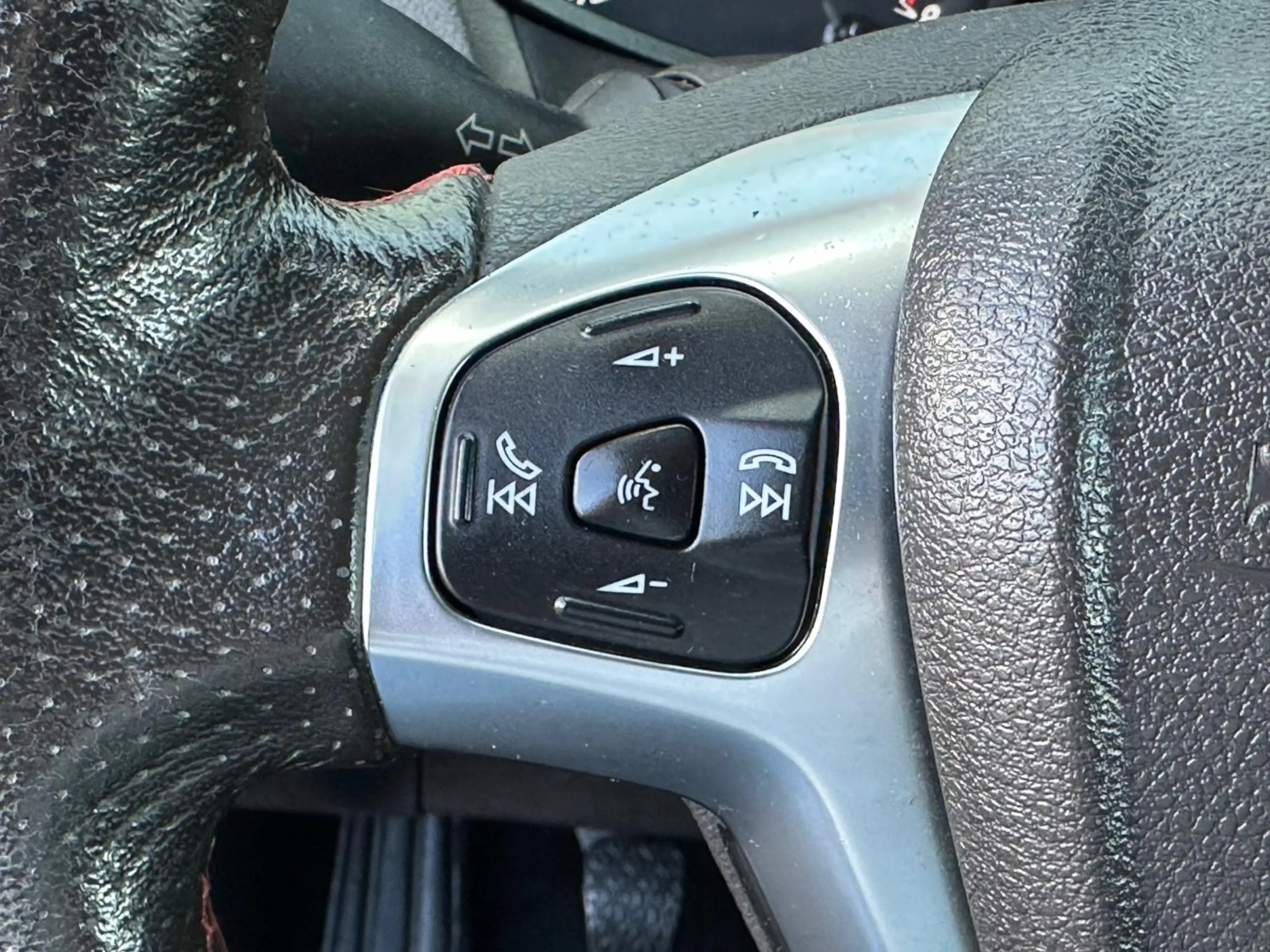 Ford Tourneo Courier 1.0 Titanium Distributieriem Vervangen,Climate C, — photo 14