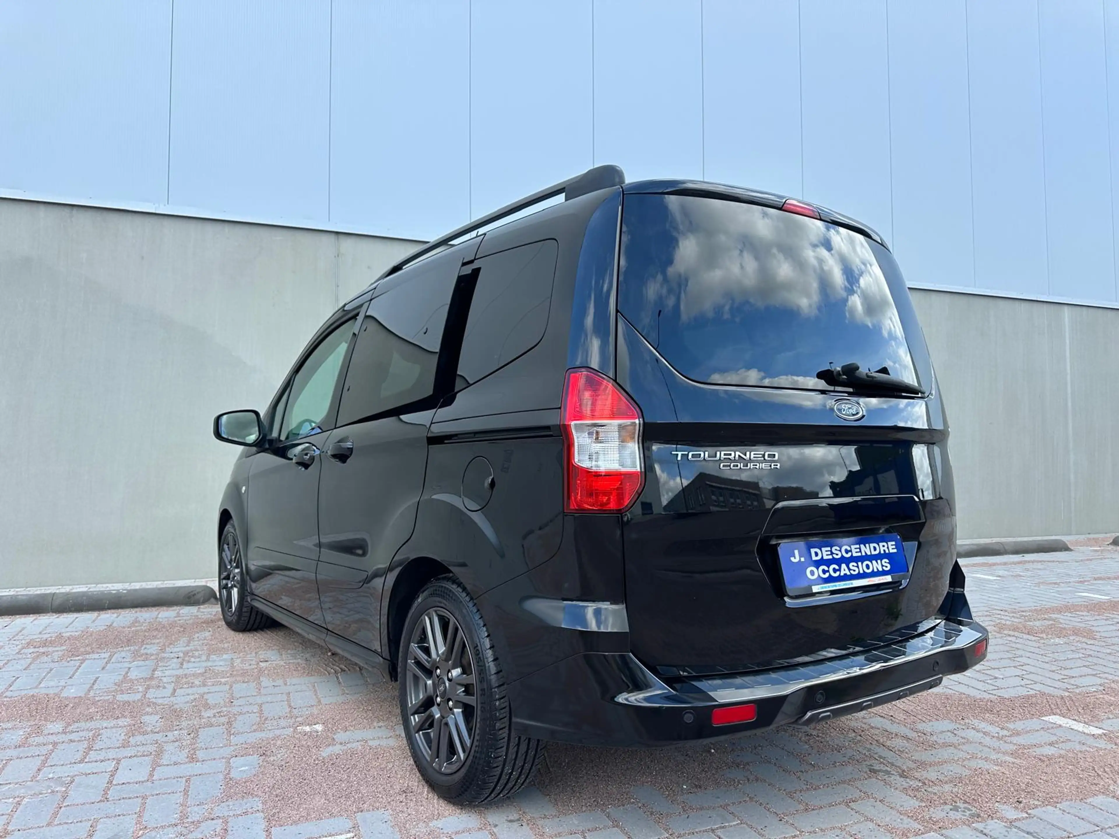 Ford Tourneo Courier 1.0 Titanium Distributieriem Vervangen,Climate C, — photo 5