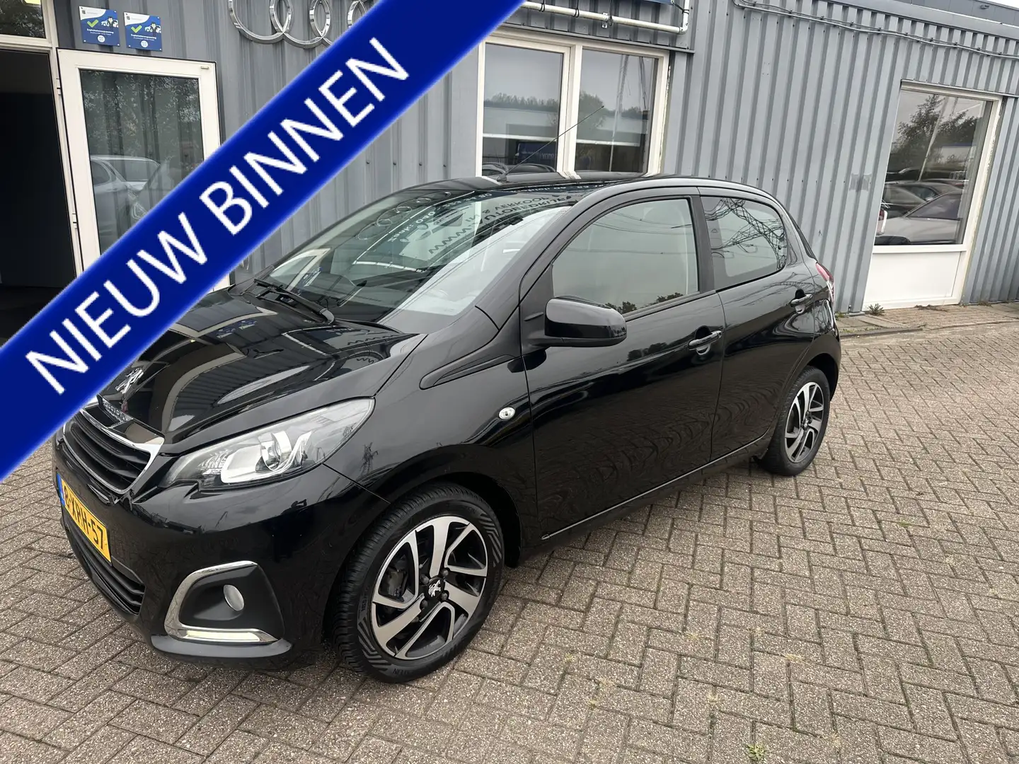 Peugeot 108 1.2 VTi Allure Zwart - 1