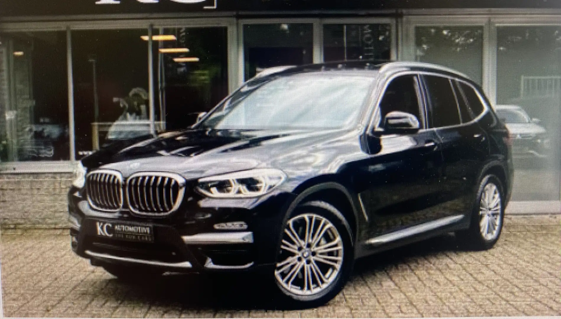 BMW X3 30 Xdrive High Ex. Luxury Line Zwart - 1