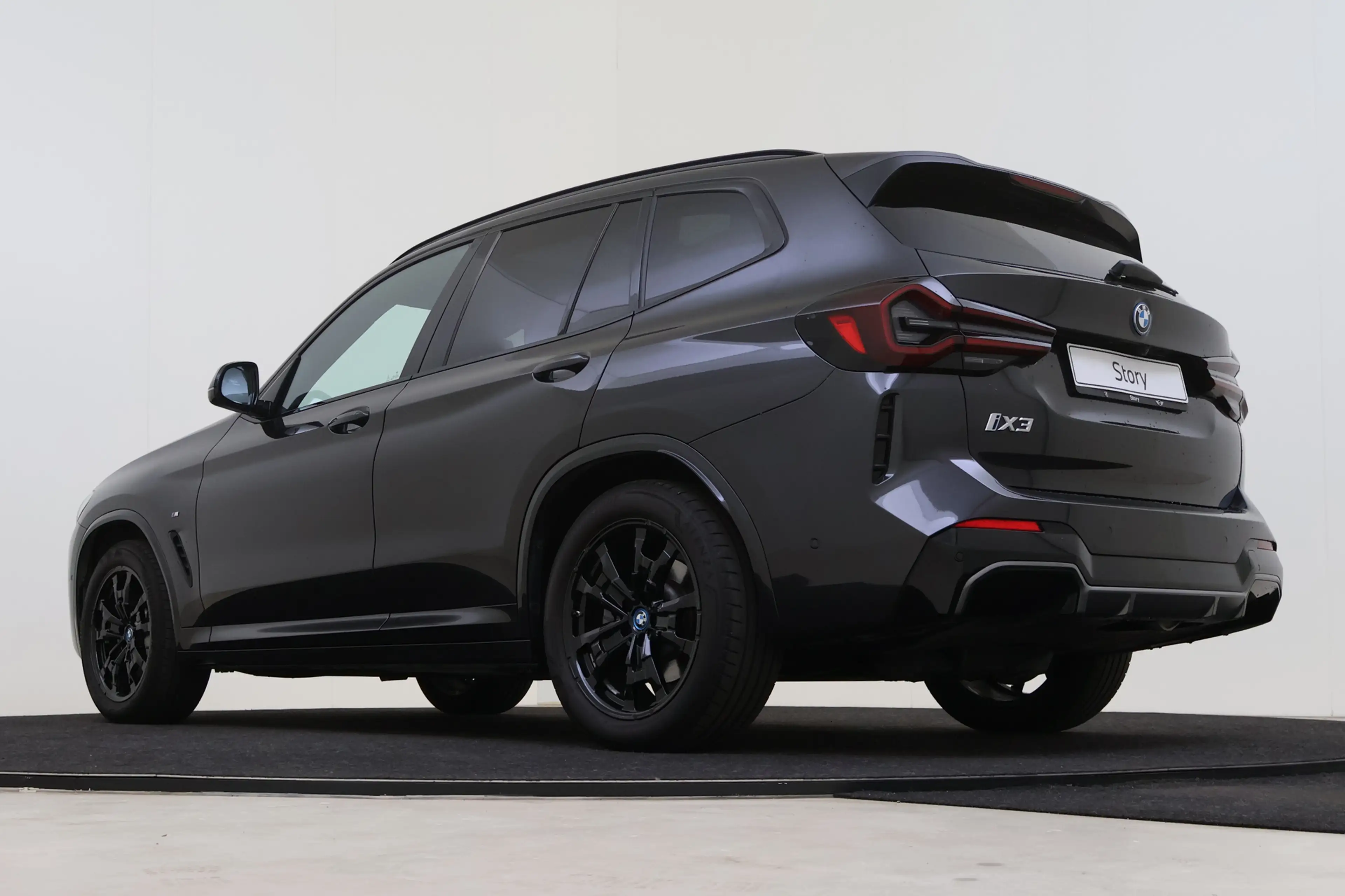 BMW iX3 Executive / Trekhaak / Sportstoelen / Achteruitrij — photo 11