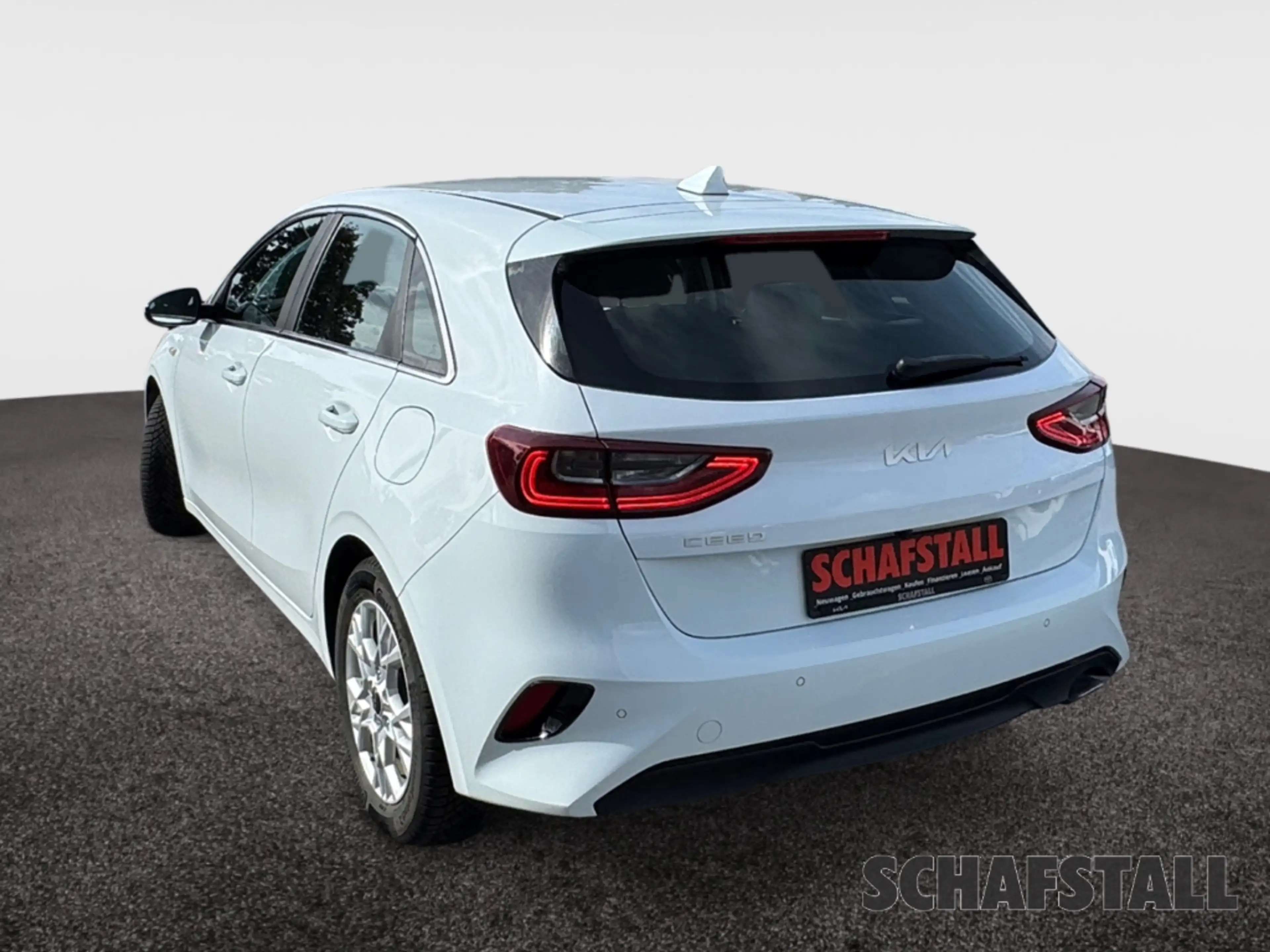 Kia Ceed / cee'd Vision NAVI KOMFORT ALLWETTER KLIMAAUTO SITZHEIZ — photo 3