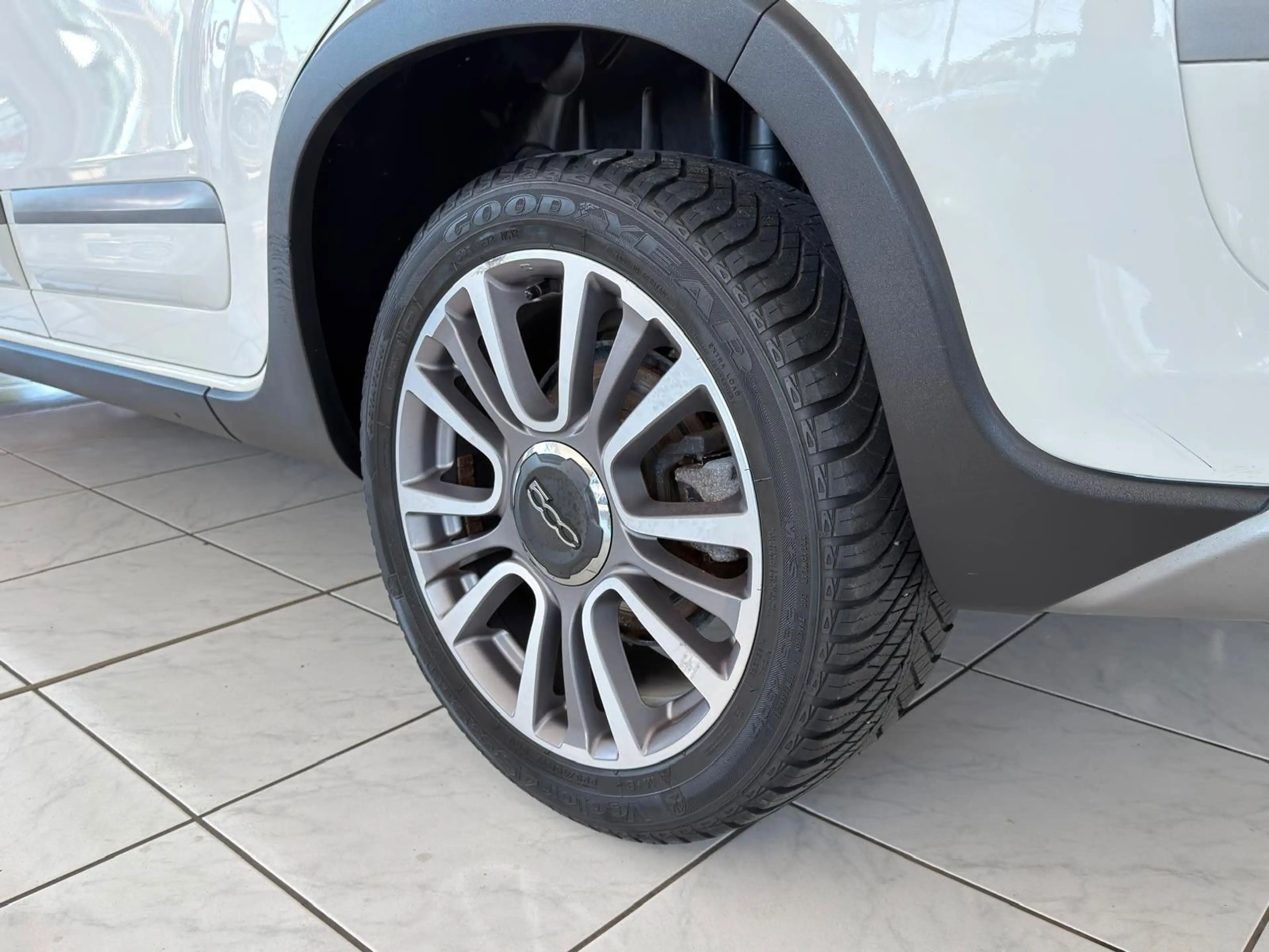 Fiat 500L Cross+Navi+Kamera+Scheckheft+Tempomat — photo 5