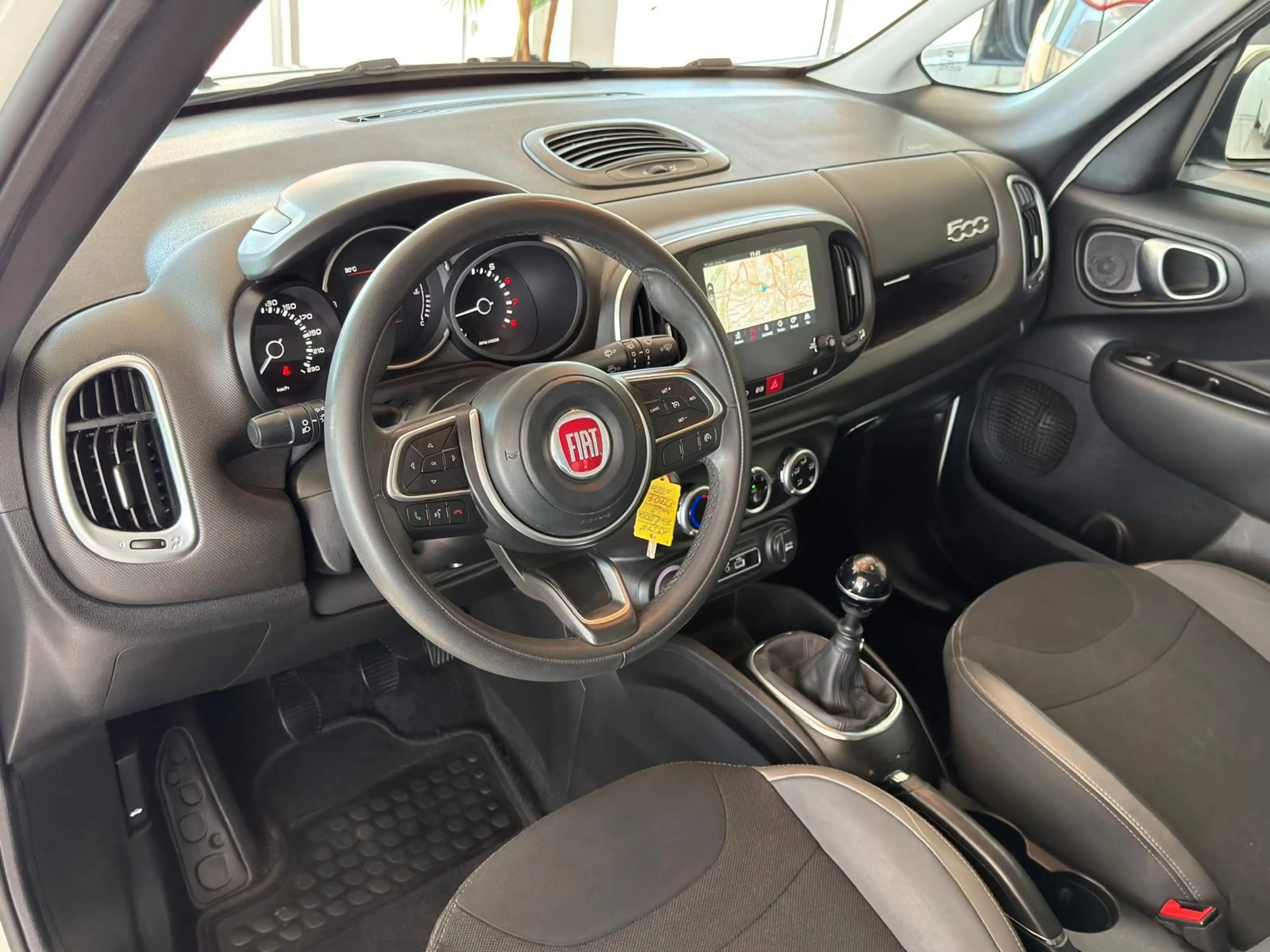 Fiat 500L Cross+Navi+Kamera+Scheckheft+Tempomat — photo 8
