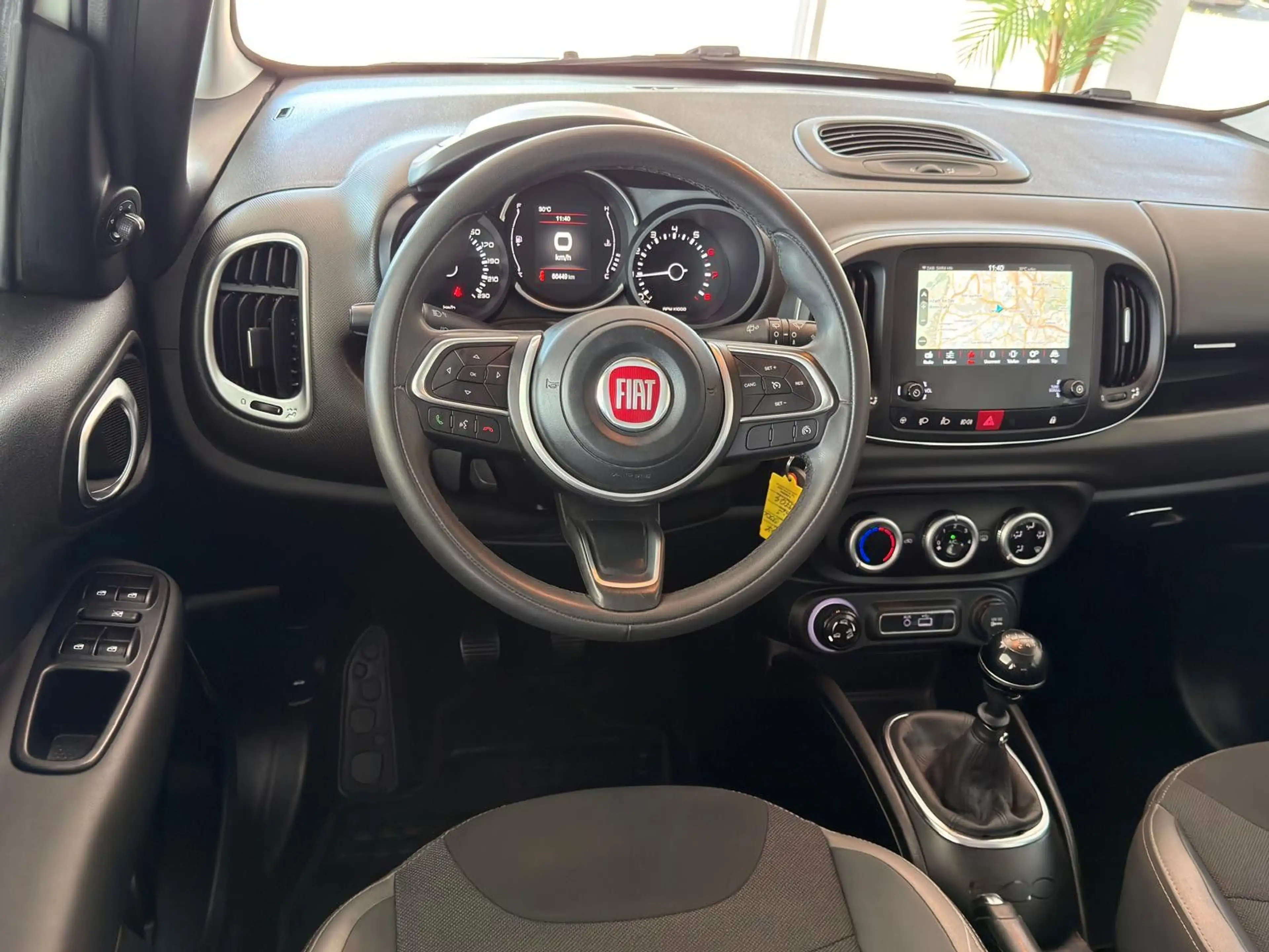 Fiat 500L Cross+Navi+Kamera+Scheckheft+Tempomat — photo 10