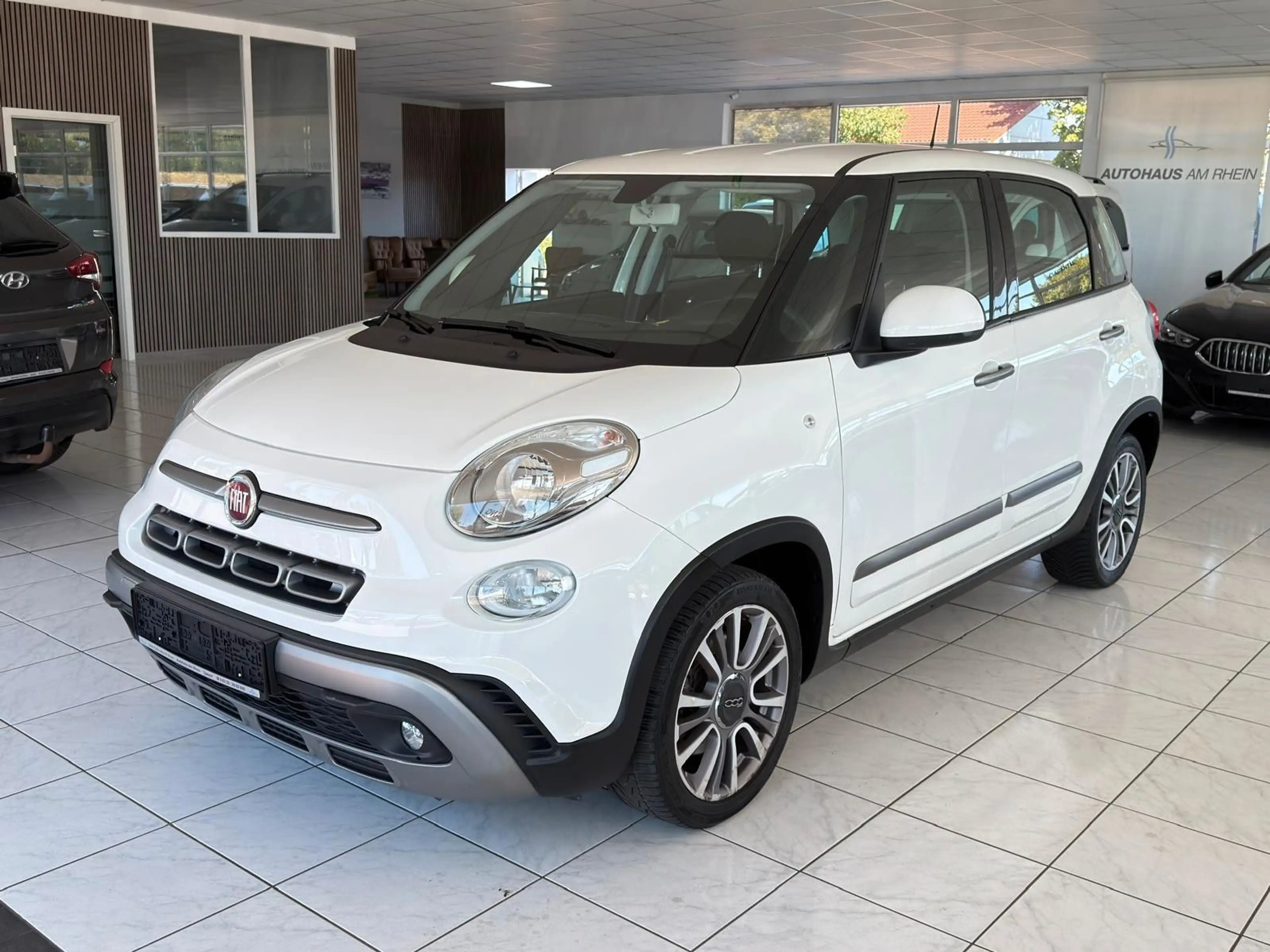 Fiat 500L Cross+Navi+Kamera+Scheckheft+Tempomat — photo 2