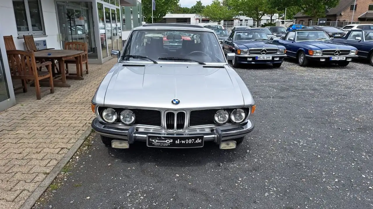 BMW 3,3 LI, foto 2