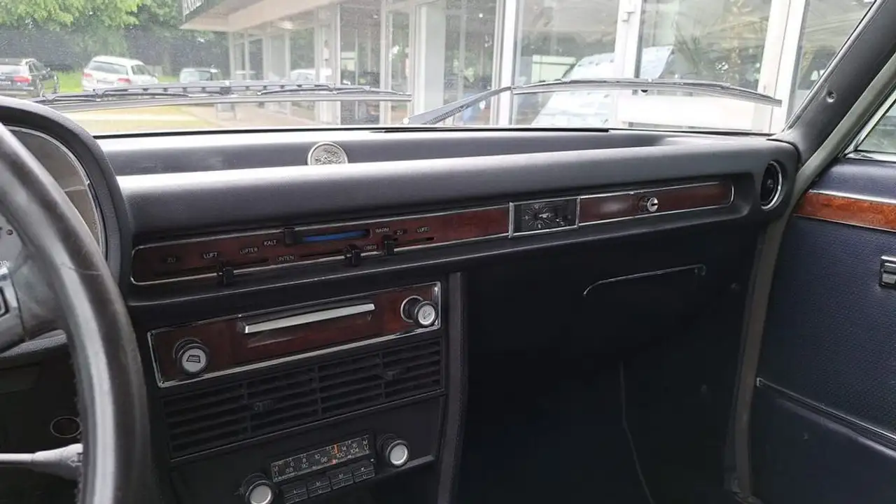 BMW 3,3 LI, foto 8