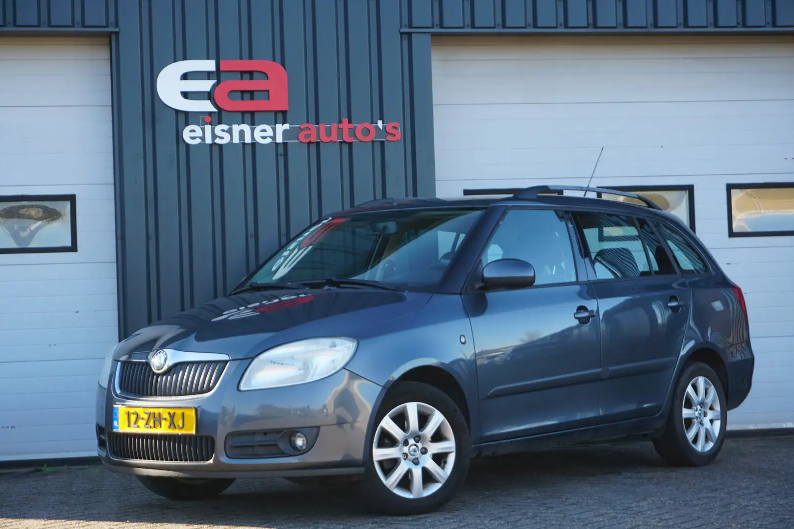 Skoda Fabia Combi 1.4-16V Ambiente | TREKHAAK | AIRCO | CRUISE Grijs - 1