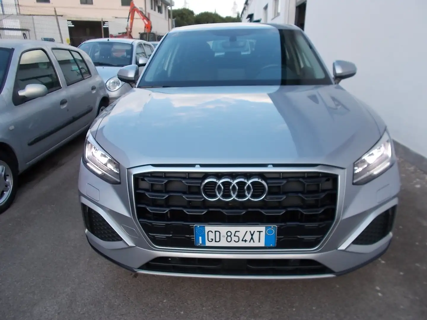 Audi Q2 30 2.0 tdi Admired Advanced s-tronic Argent - 2
