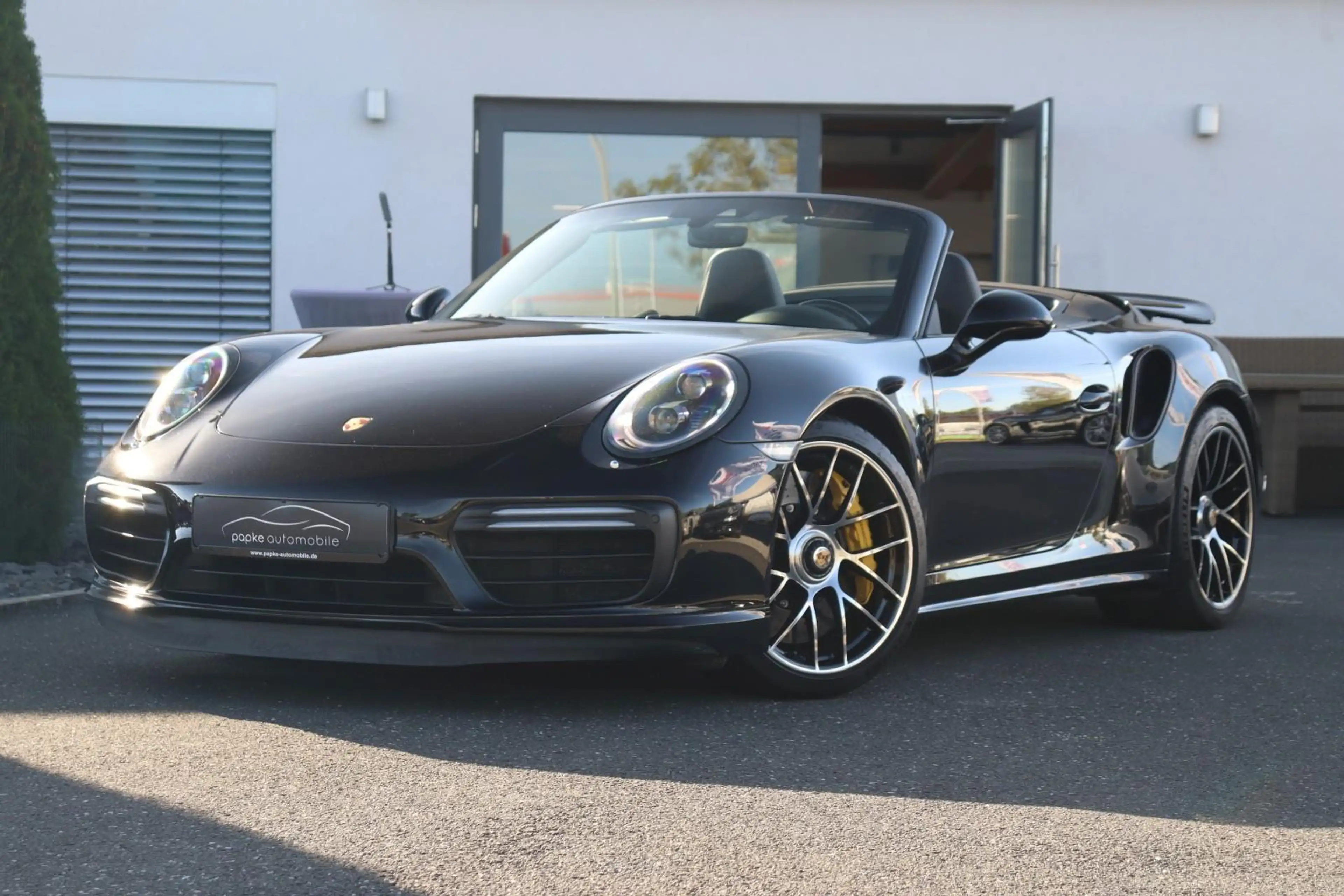 Porsche 991 .2 Turbo S Cabrio ++SITZBELÜFTUNG+BURMESTER++ — photo 2