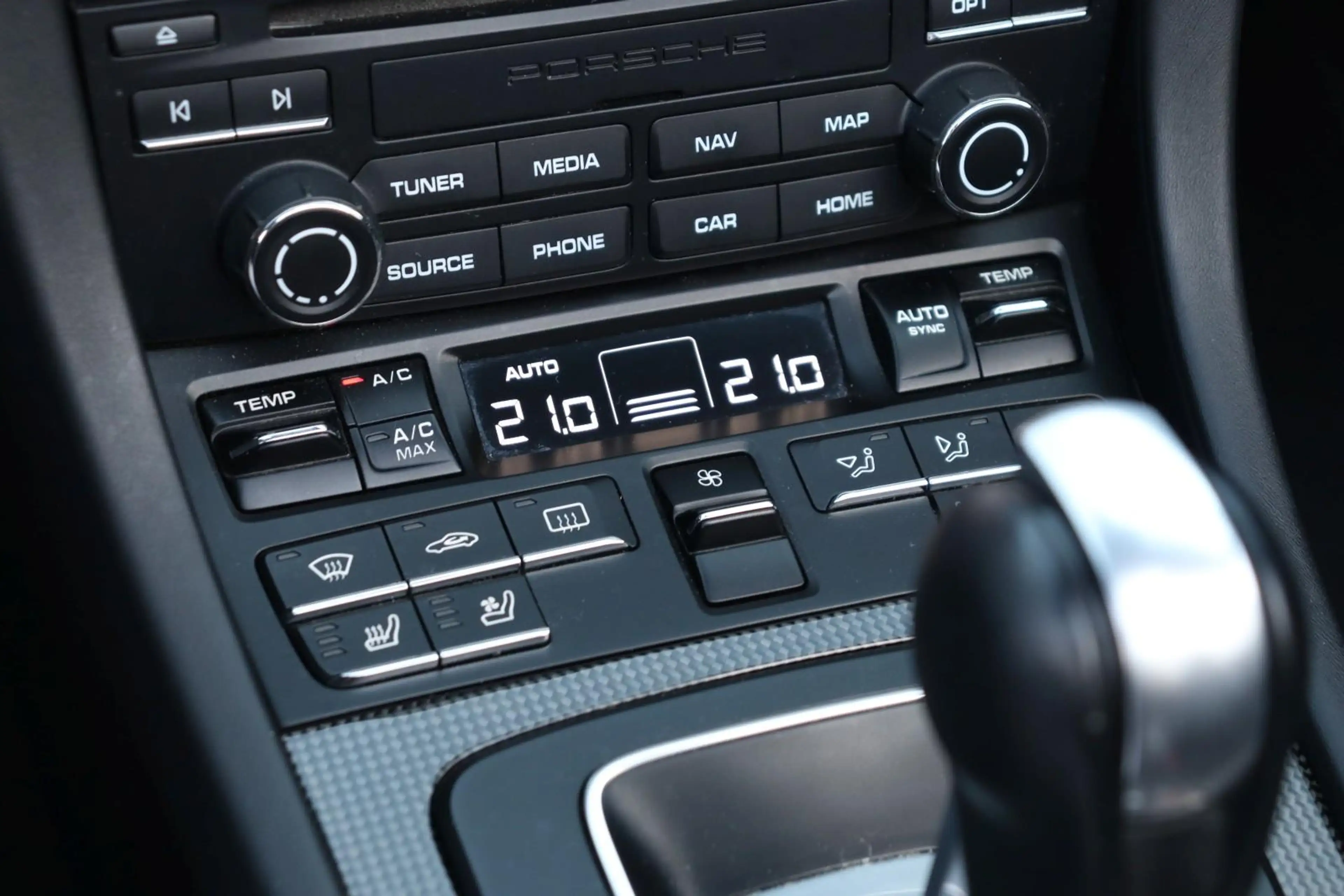 Porsche 991 .2 Turbo S Cabrio ++SITZBELÜFTUNG+BURMESTER++ — photo 14