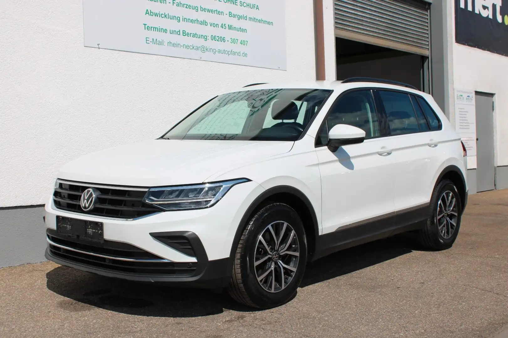 Volkswagen Tiguan 2.0 TDI Facelift DSG Navi PDC LED Weiß - 1