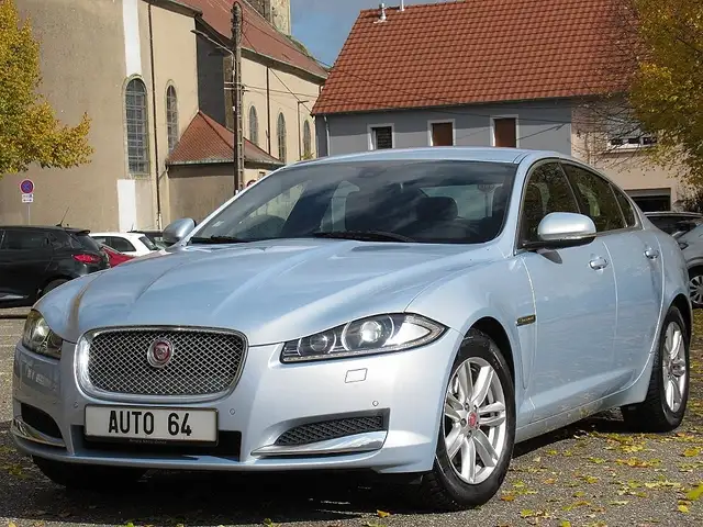 Jaguar XF XF 2.2 D 163CV BVA8 2015/Xenon/GPS/Cuir