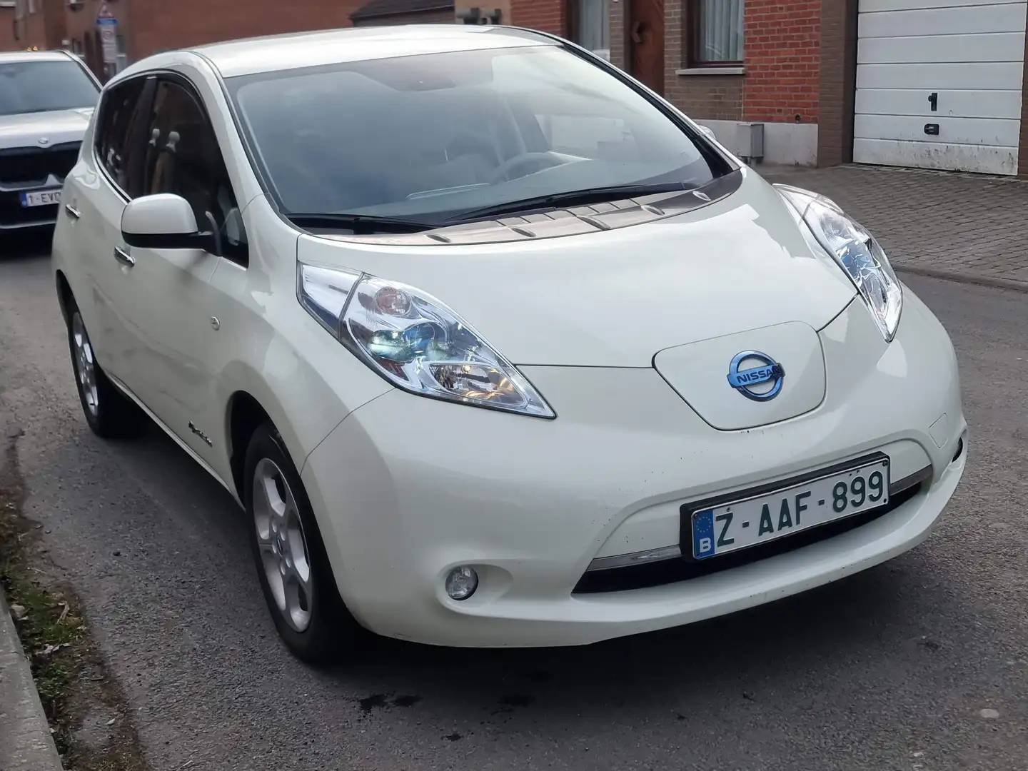 Nissan Leaf 24 kWh 1ER PROPRIETAIRE 45.575.KMCAR PASS GARANTIE Белый - 1