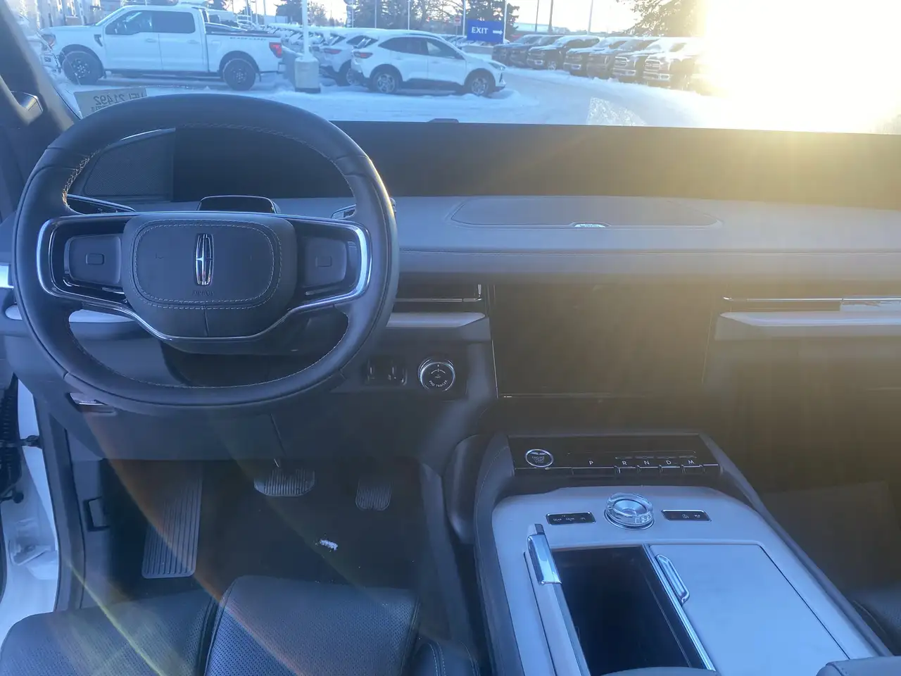Lincoln Navigator снимка Lincoln Navigator