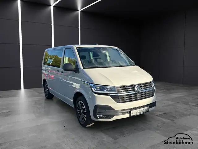 Volkswagen Multivan view 9
