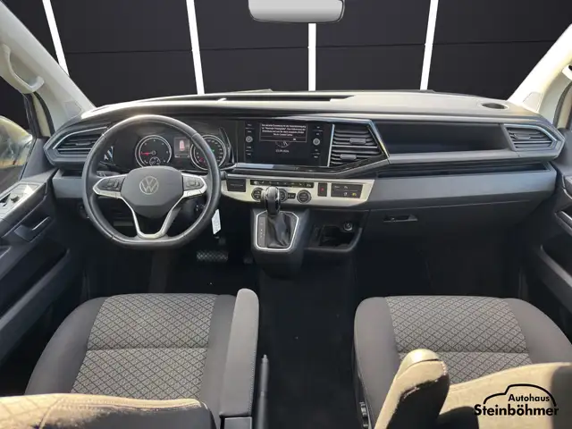 Volkswagen Multivan view 19