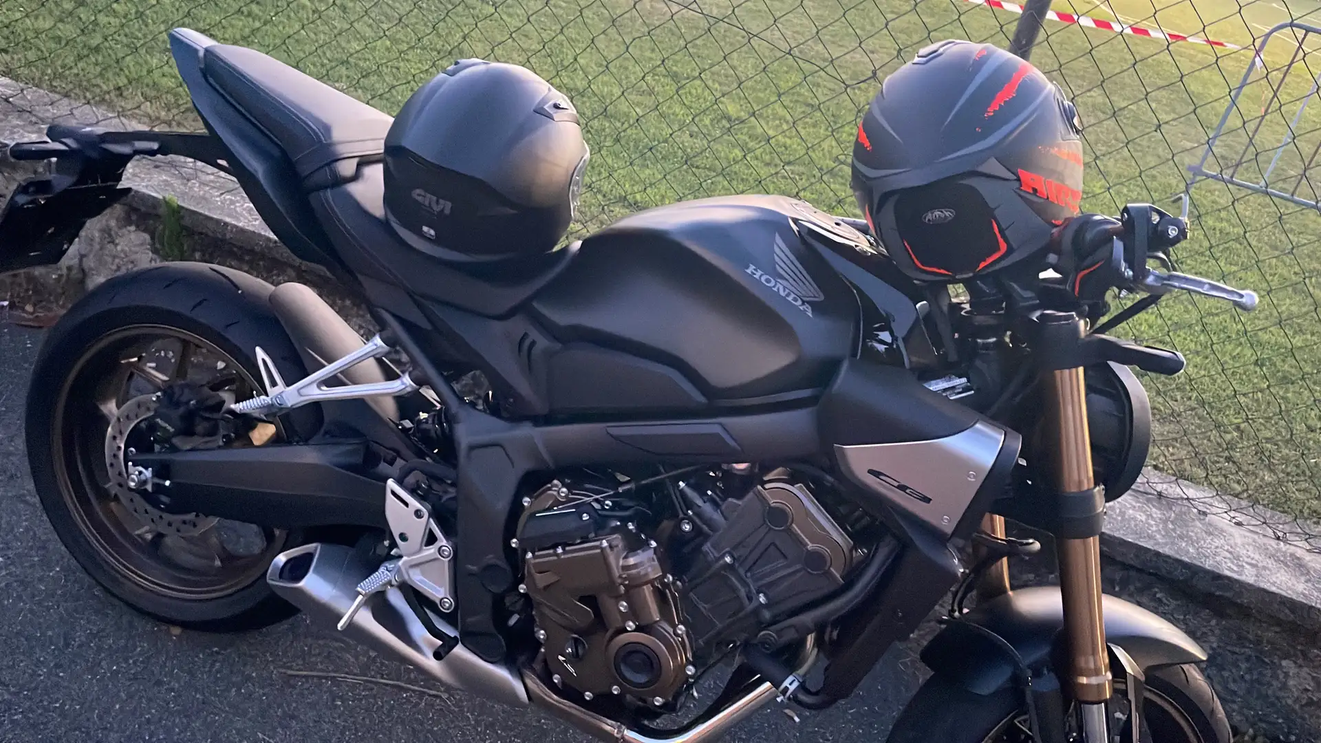 Honda CBR 650 eclootch - 1