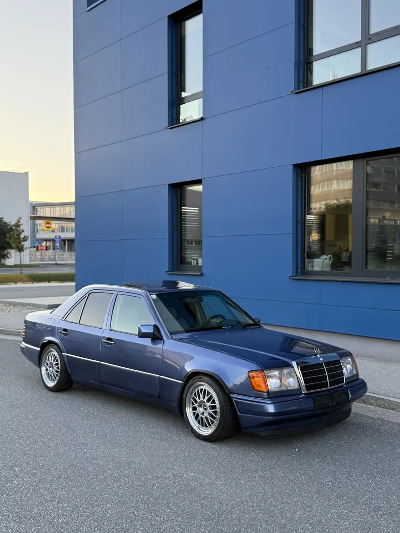 Mercedes-Benz E 250 W124 - 1