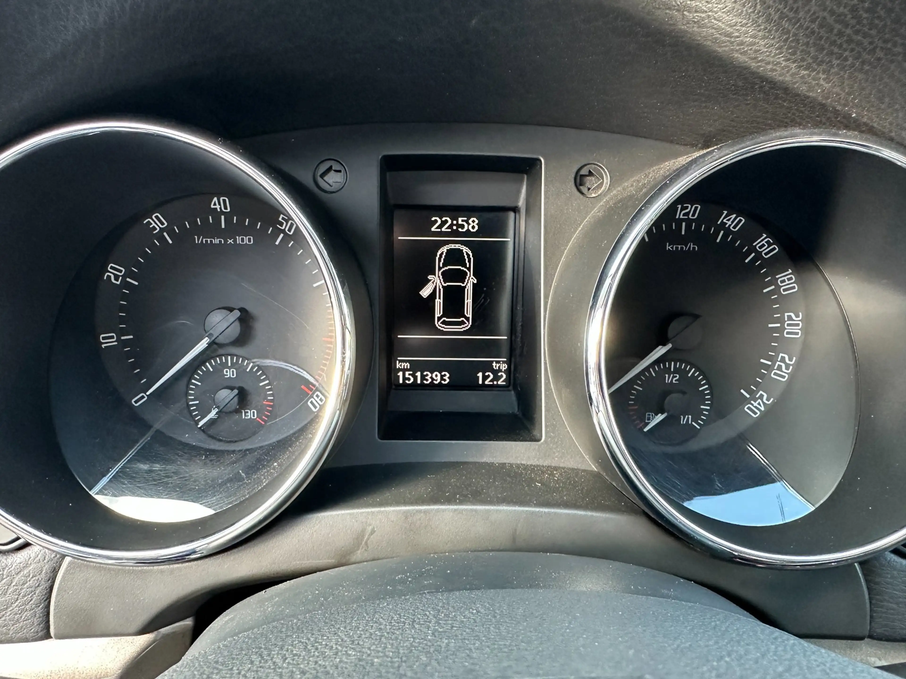 Skoda Yeti 1.2 TSI Greentech Style AUTOMAAT-CRUISE-PDC-NAVI — photo 13