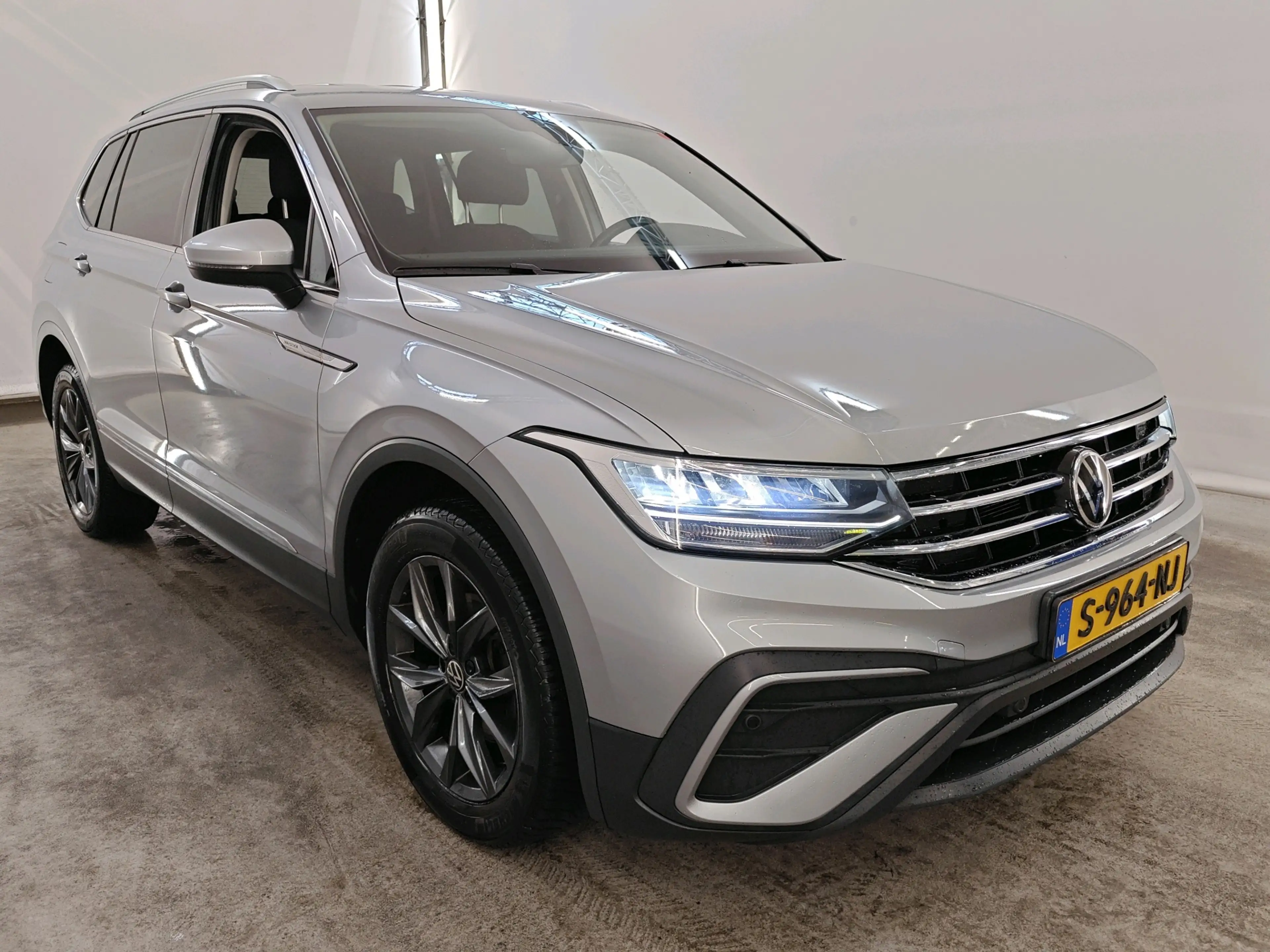 Volkswagen Tiguan Allspace 1.5 TSI 150pk Automaat Life 7 Persoons | Achteruit — photo 4