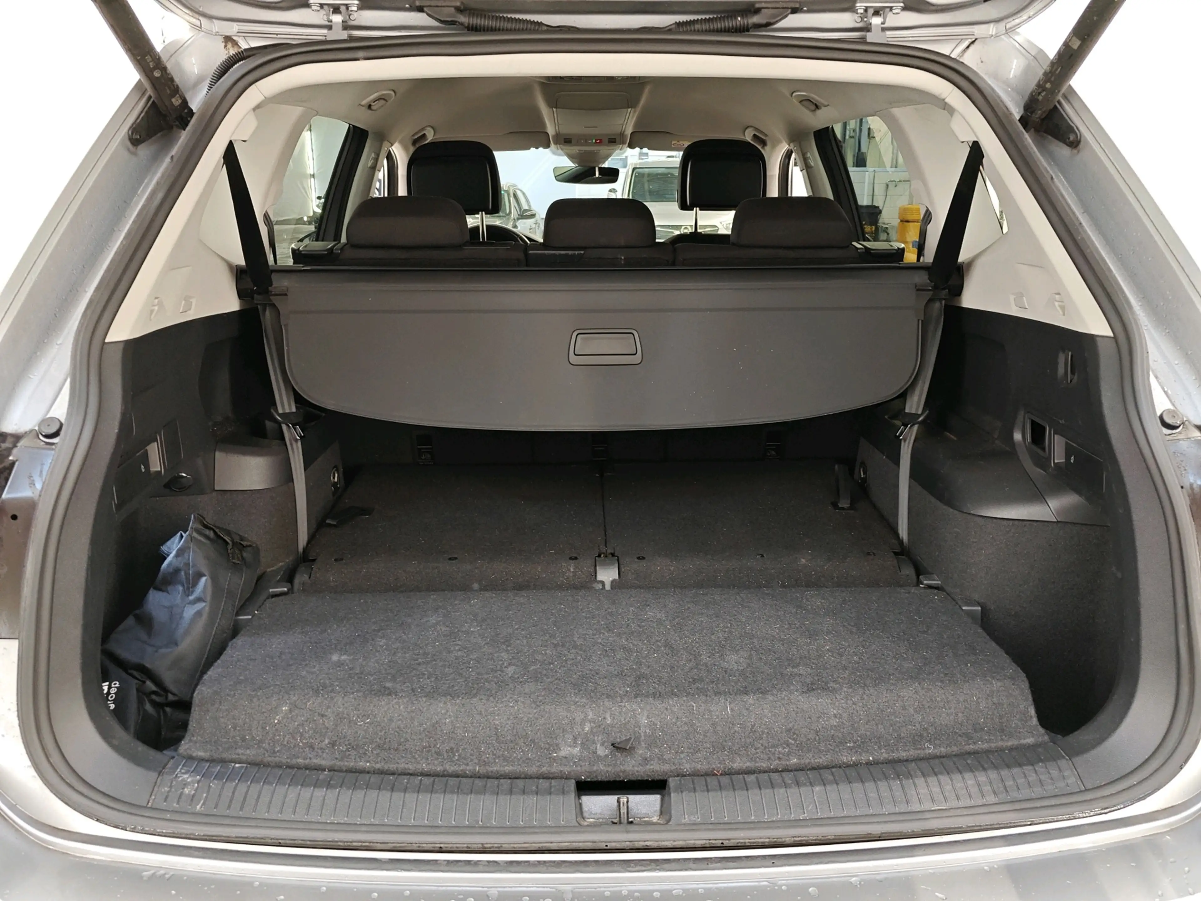 Volkswagen Tiguan Allspace 1.5 TSI 150pk Automaat Life 7 Persoons | Achteruit — photo 9