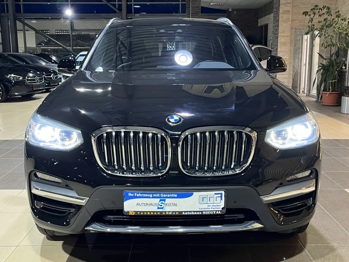 BMW X3 xDrive 30 e Luxury Line HiFi-Sound LED Leder Schwarz - 2