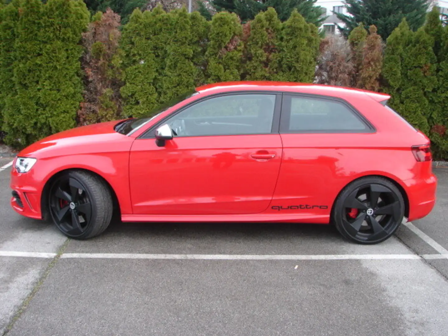 Audi S3 2,0 TFSI quattro S-tronic 20" Keskin Aufelgen i... Rot - 2
