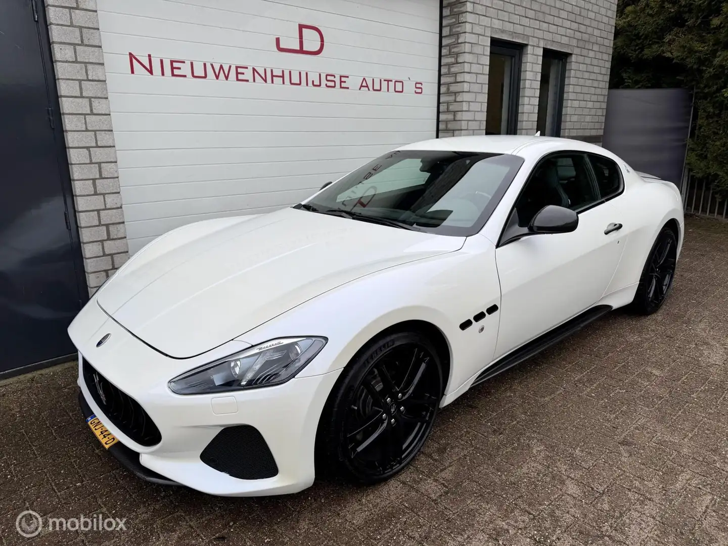 Maserati GranTurismo 4.7 MC, 2e eigenaar, 36.111km!!! Weiß - 1
