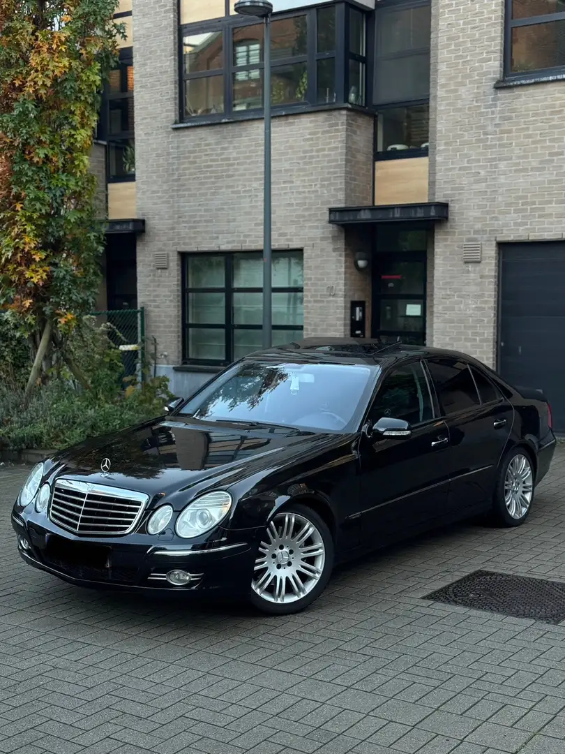 Mercedes-Benz E 350 Avantgarde 4-Matic A - 1