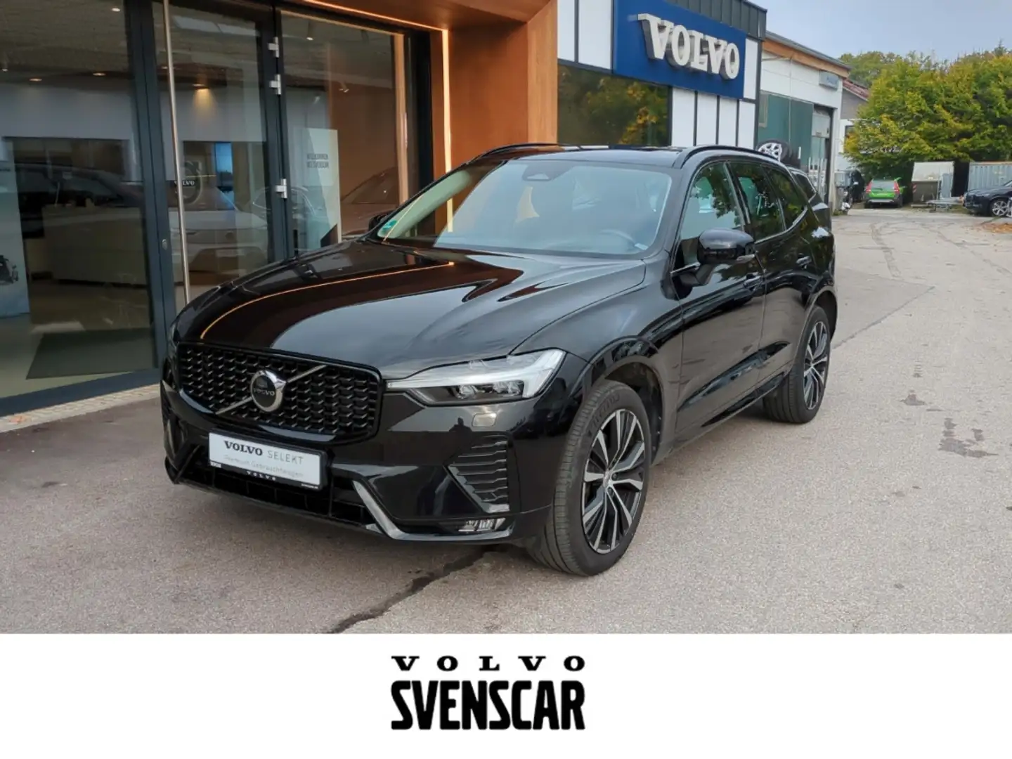 Volvo XC60 Ultimate Dark AWD B4 Diesel EU6d HUD StandHZG AHK Schwarz - 1