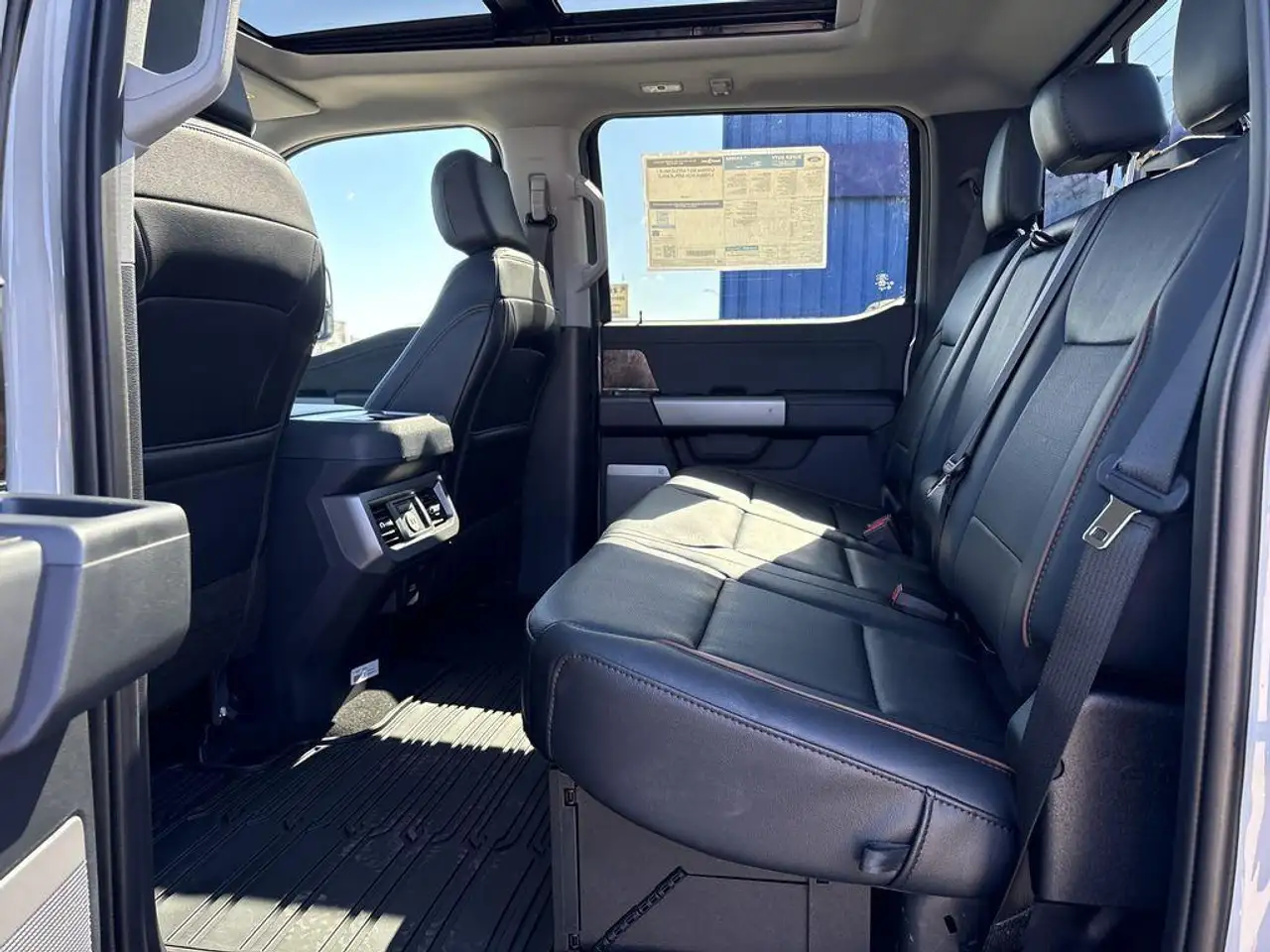 Ford F 350 снимка Ford F 350