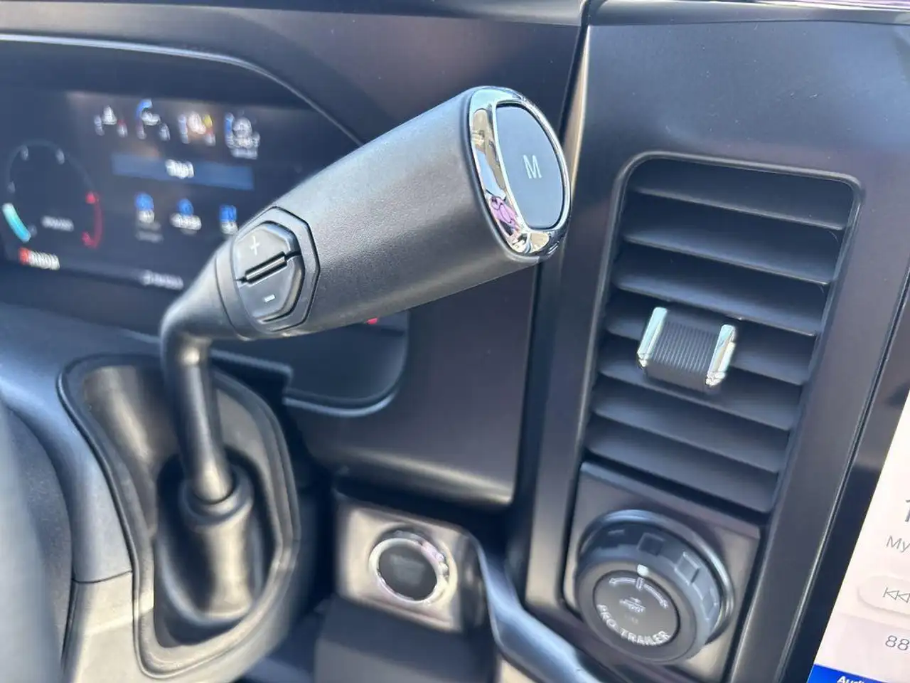 Ford F 350 снимка Ford F 350