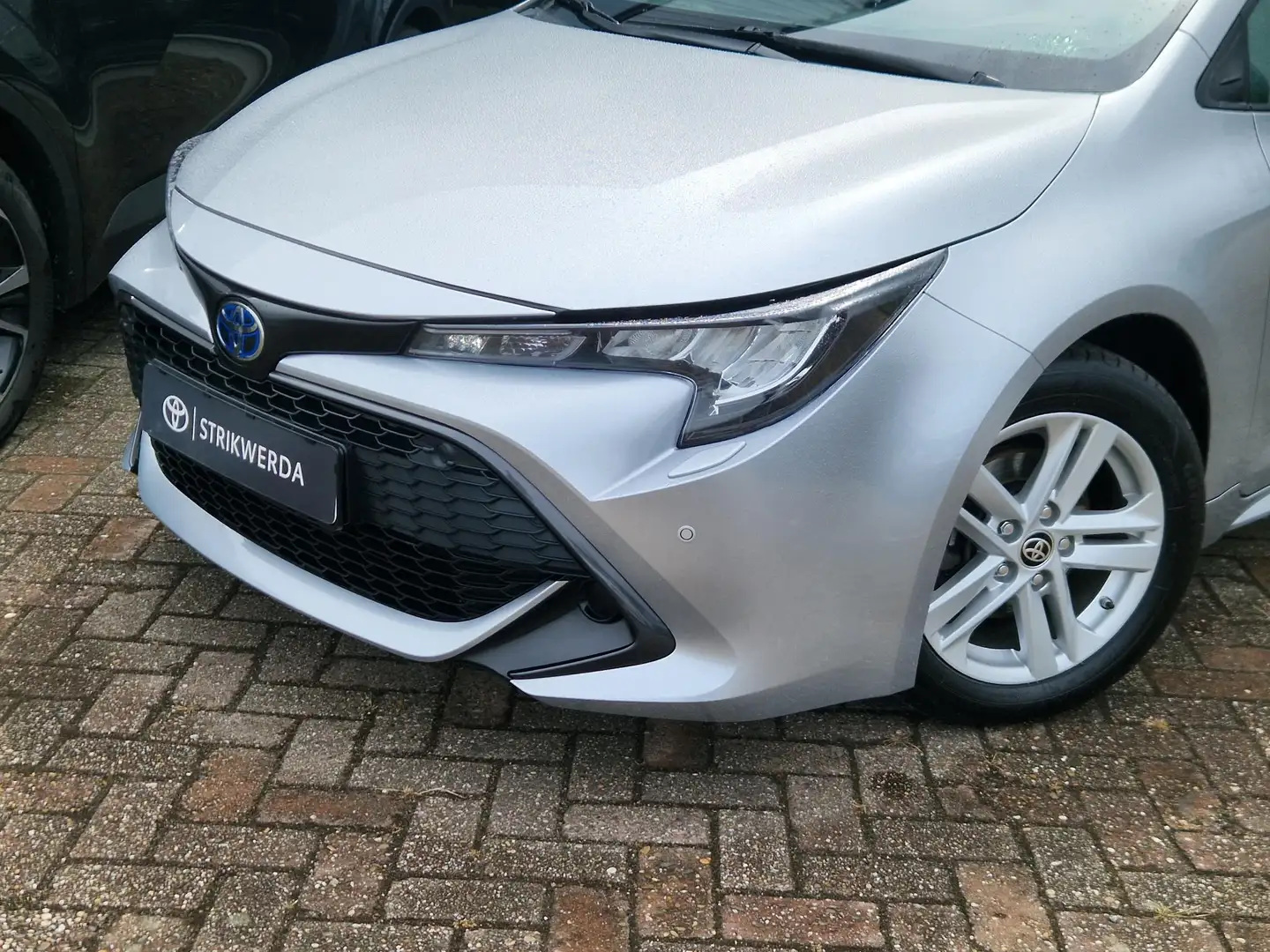 Toyota Corolla 1.8 Hybrid Business Clima stoelverwarming cruise p - 2
