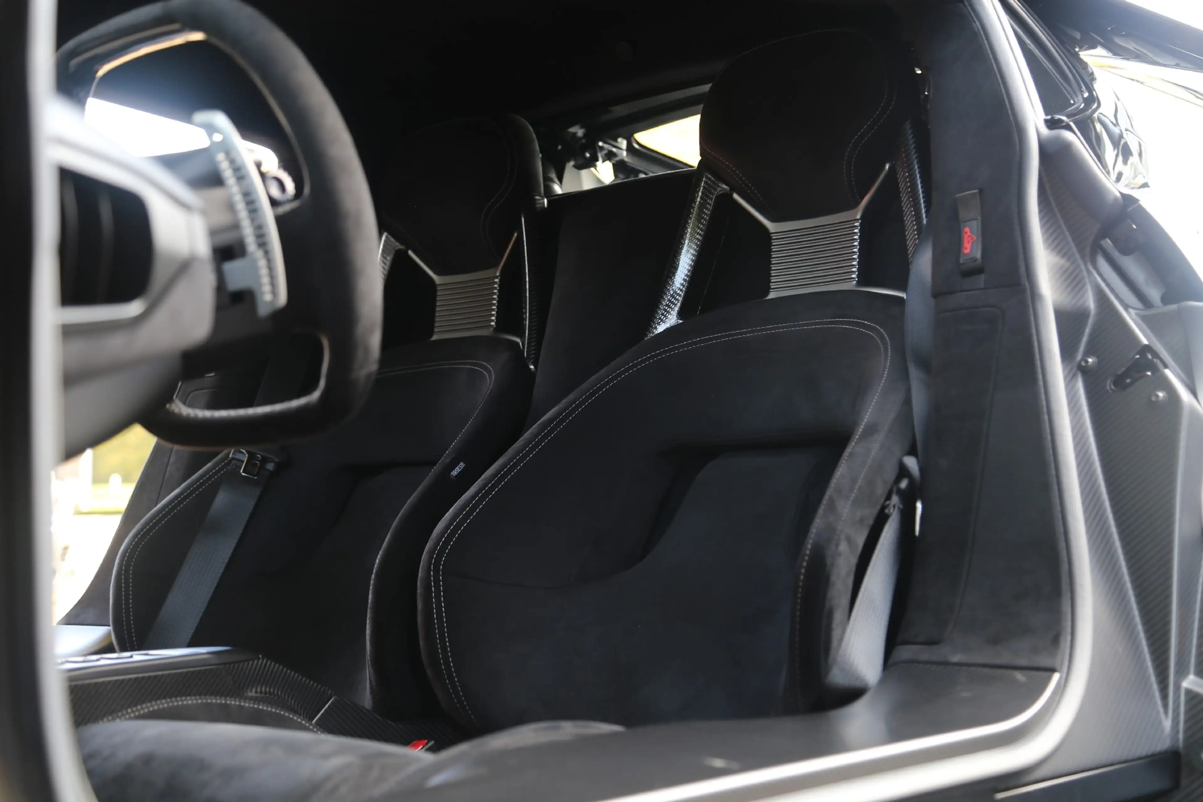 Ford GT Carbon Series "Limited Edition #192" PRICE EXCL.VA — photo 3